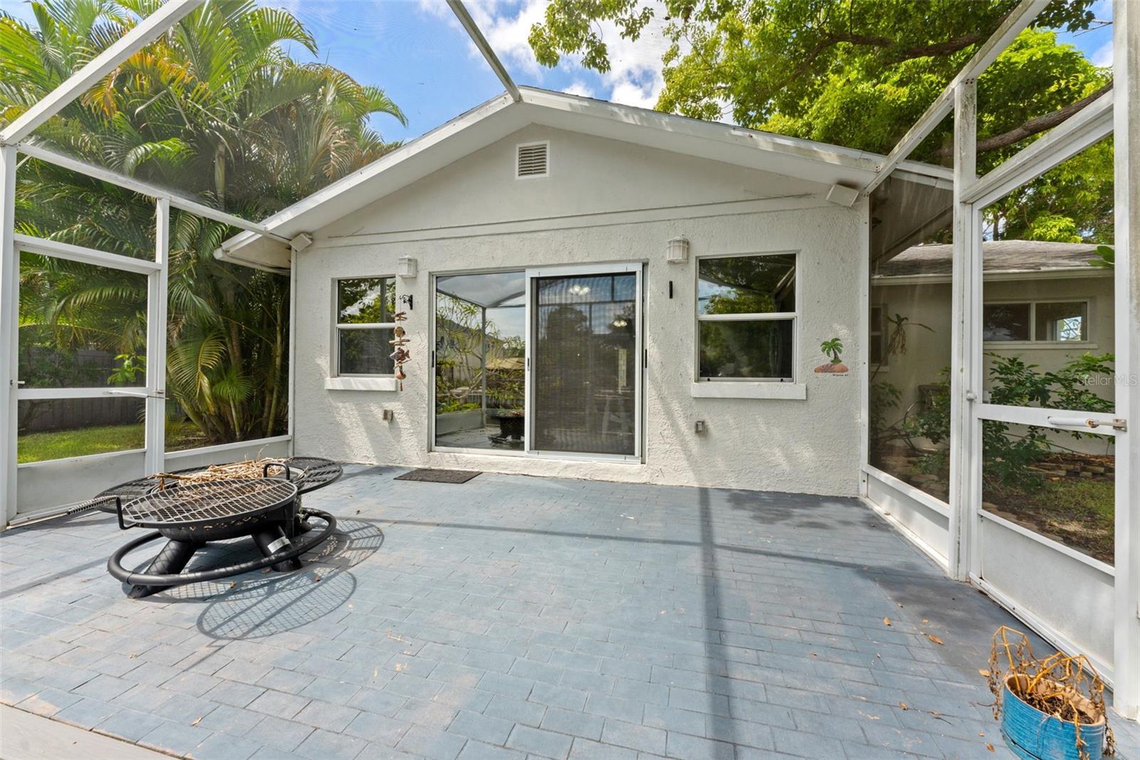 344 CROSSWINDS DR — photo 22