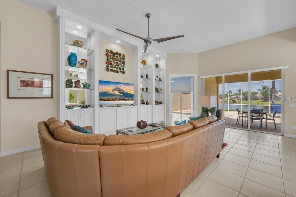 8375 JESOLO LN — photo 2