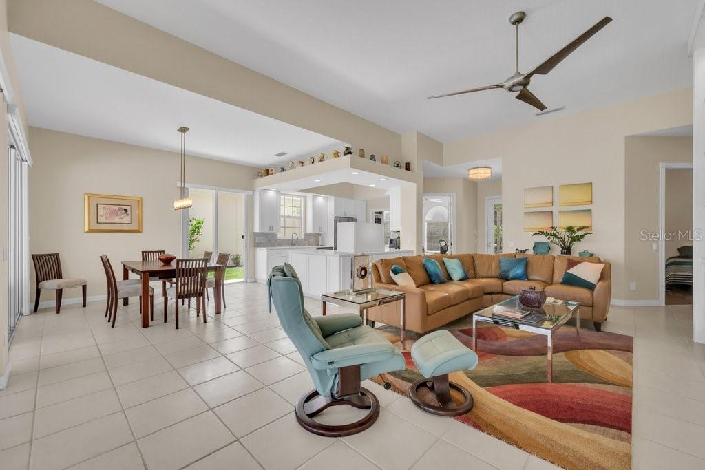 8375 JESOLO LN — photo 4