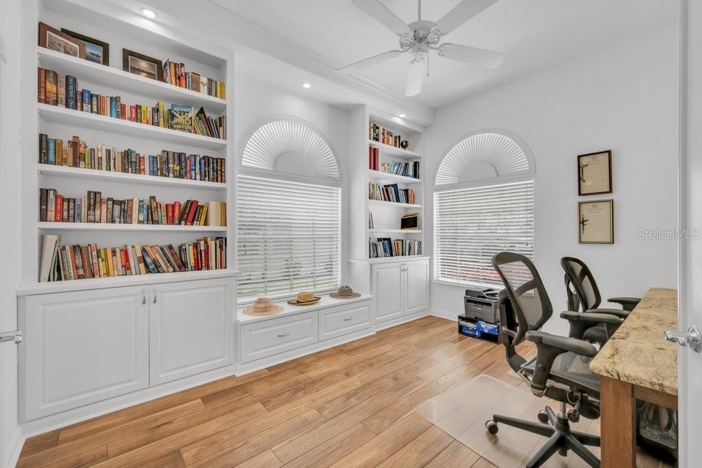 8375 JESOLO LN — photo 10