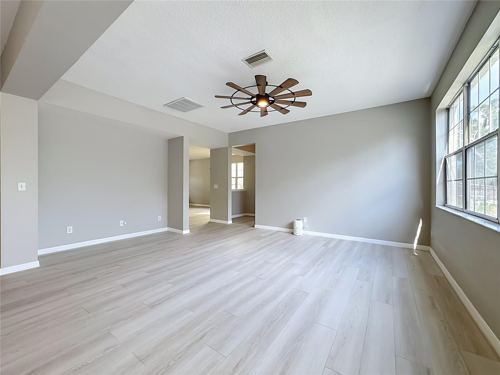 1620 ATLANTIC DR — photo 6