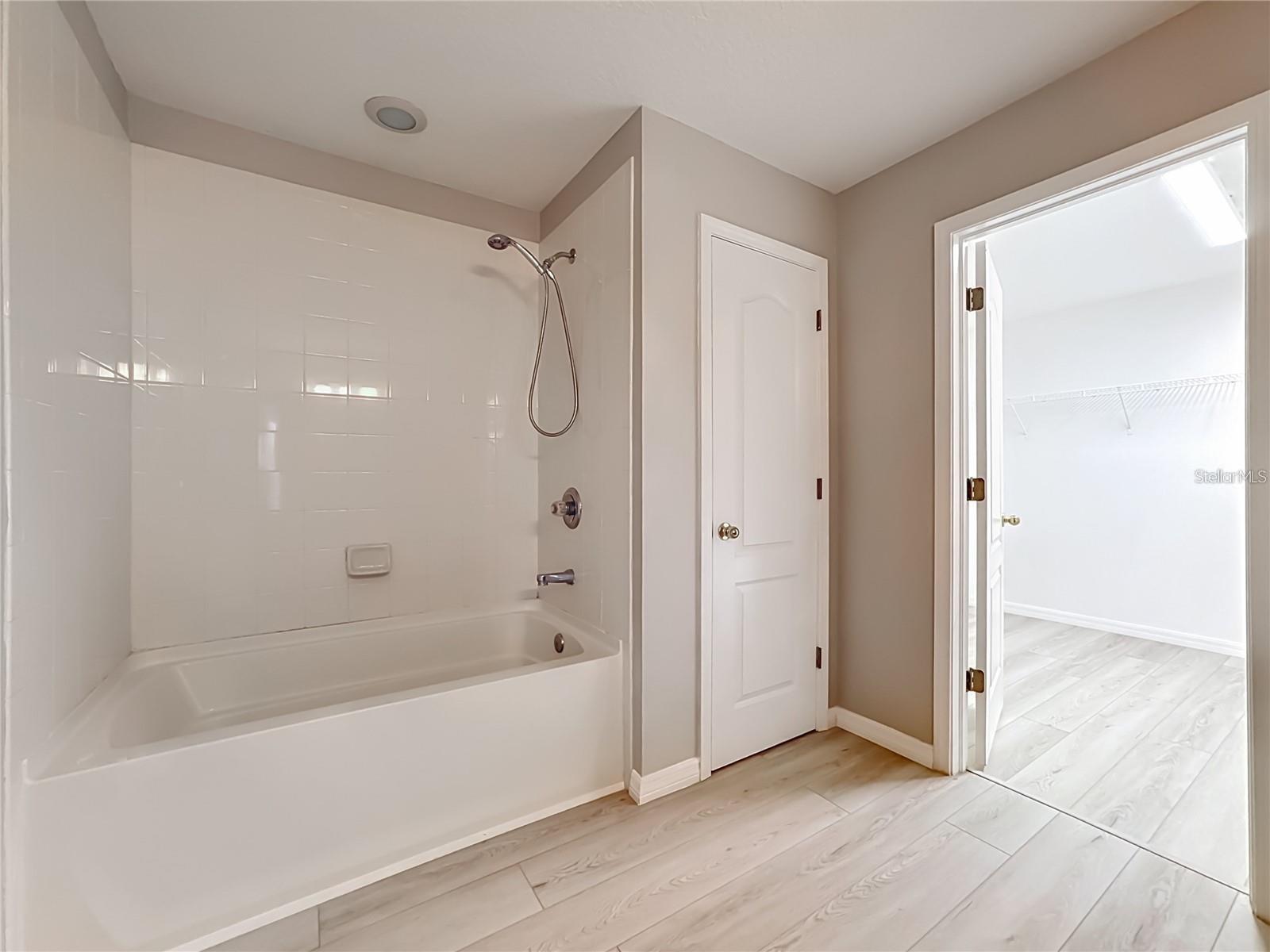 1620 ATLANTIC DR — photo 21