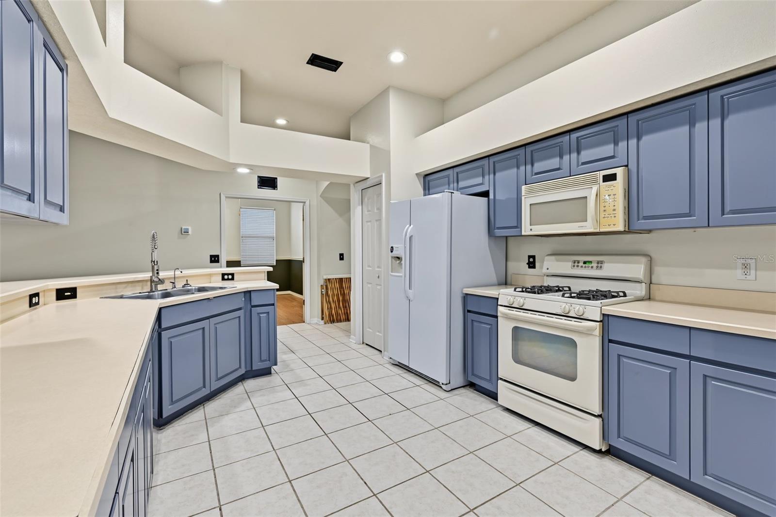 3907 LOCKRIDGE DR — photo 15