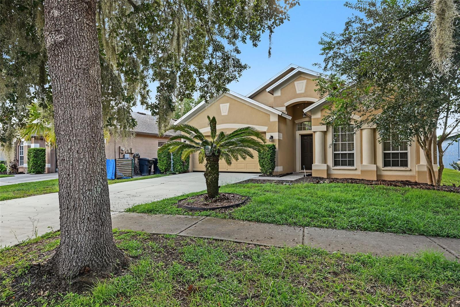 3907 LOCKRIDGE DR — photo 2