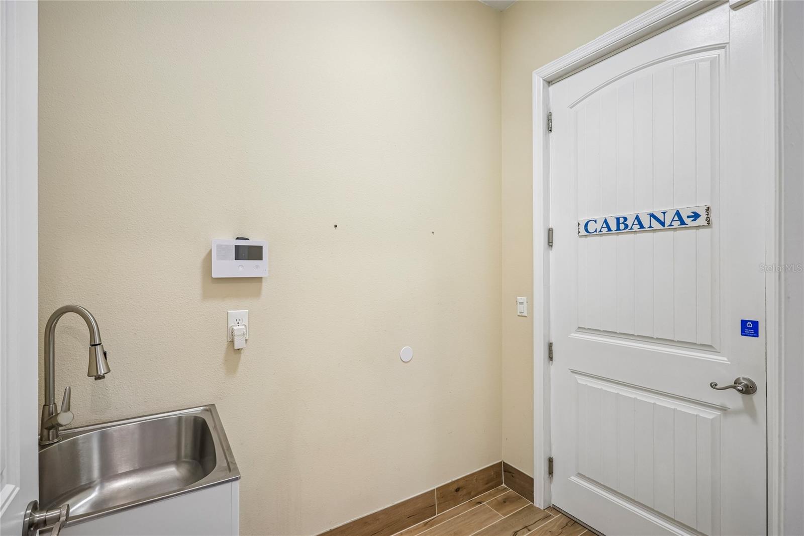 3206 W PRICE AVE — photo 27