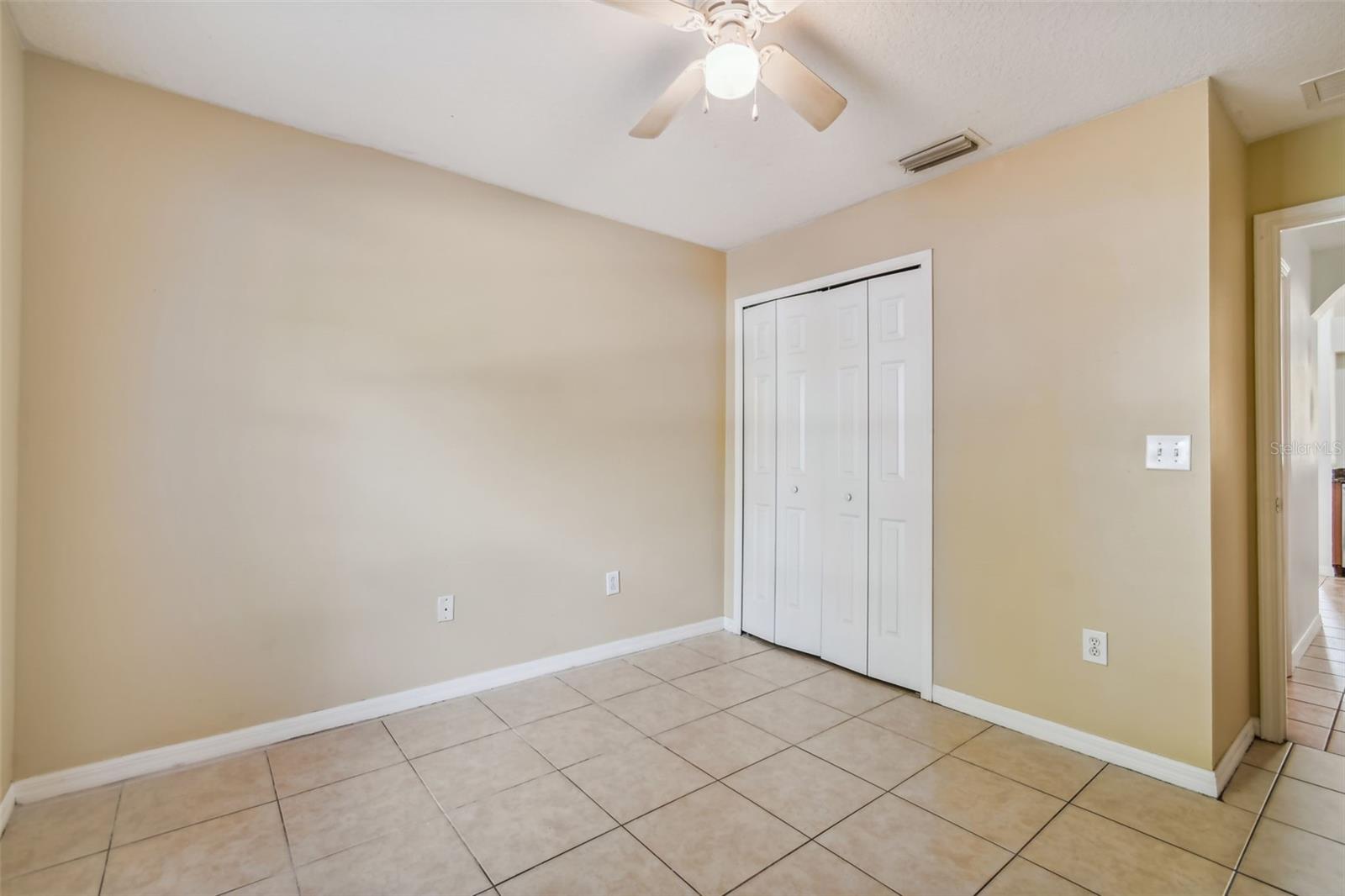 7956 CARRIAGE POINTE DR — photo 19