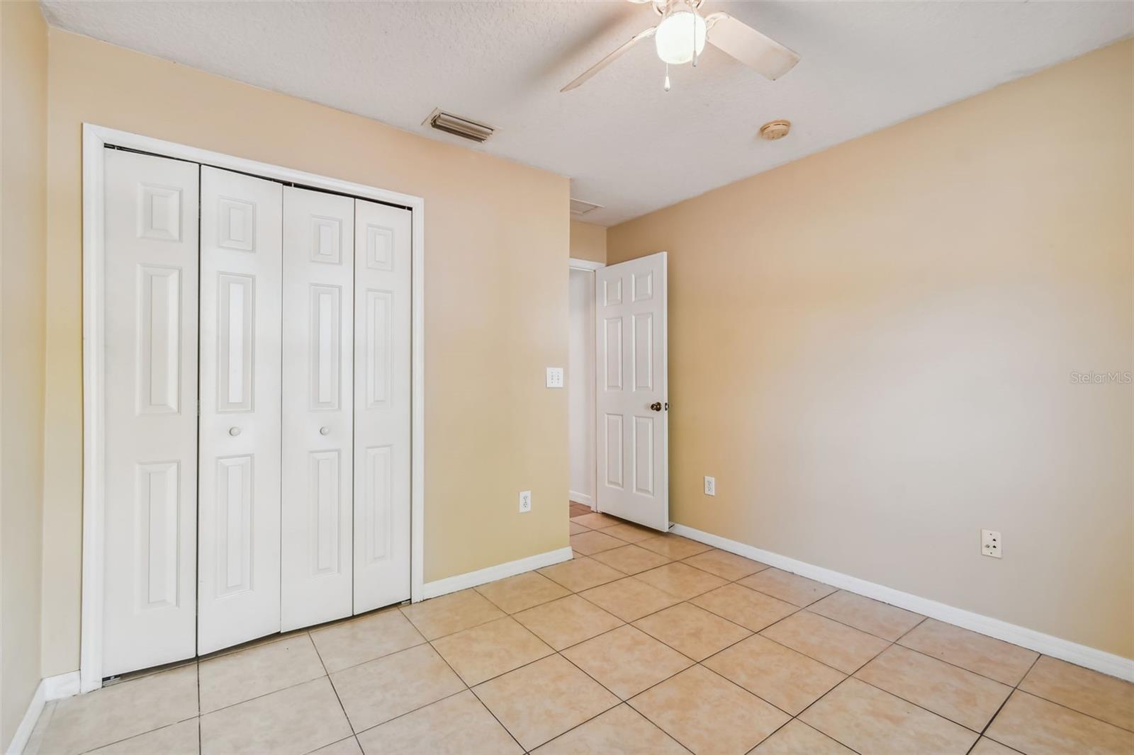 7956 CARRIAGE POINTE DR — photo 23