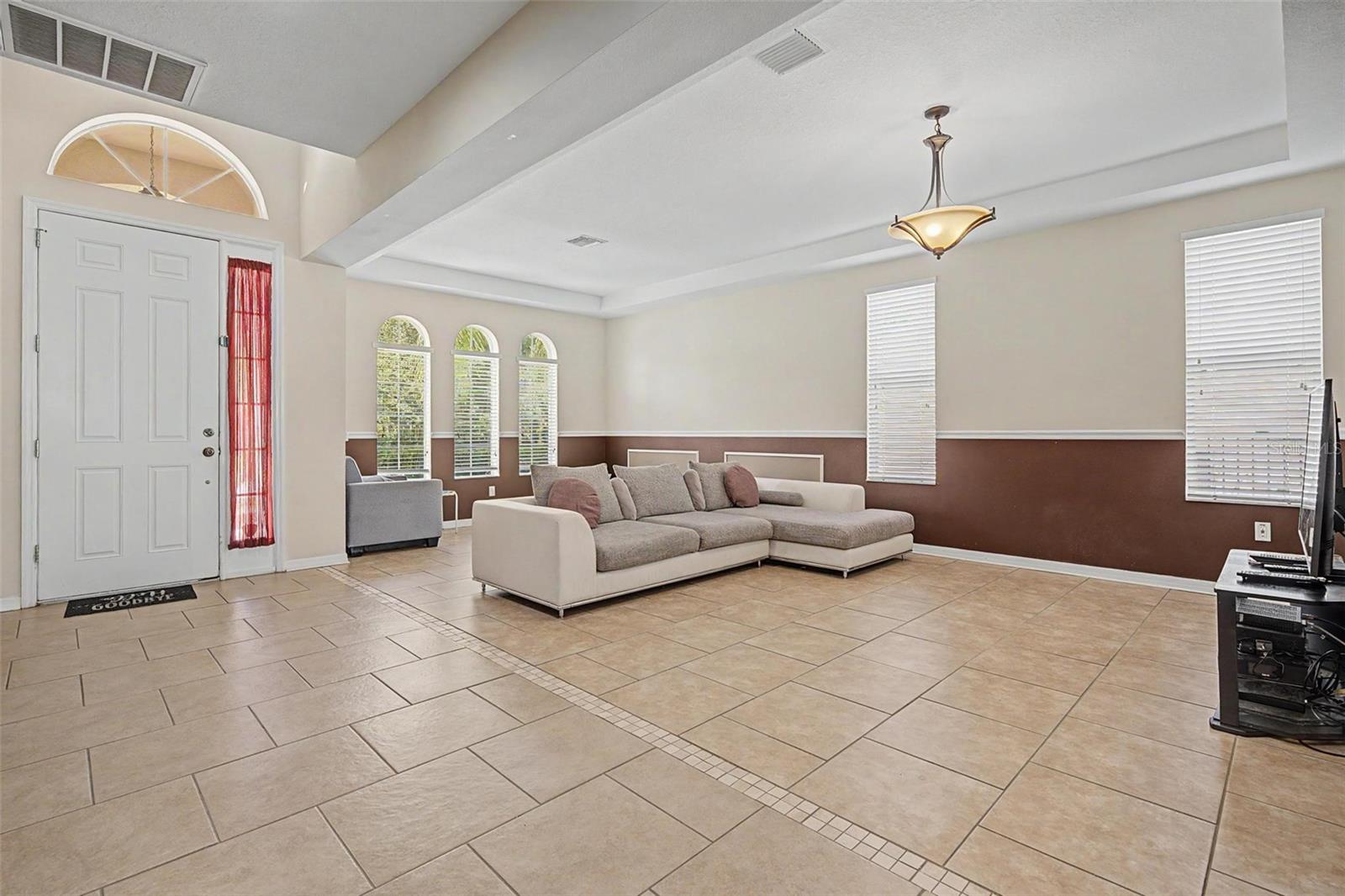 4110 HUNTINGDALE CT — photo 9