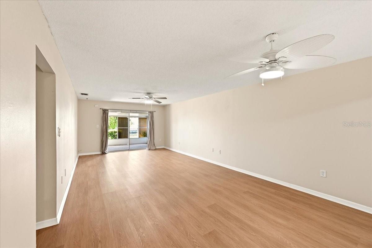10407 WATERBIRD WAY #11 — photo 8