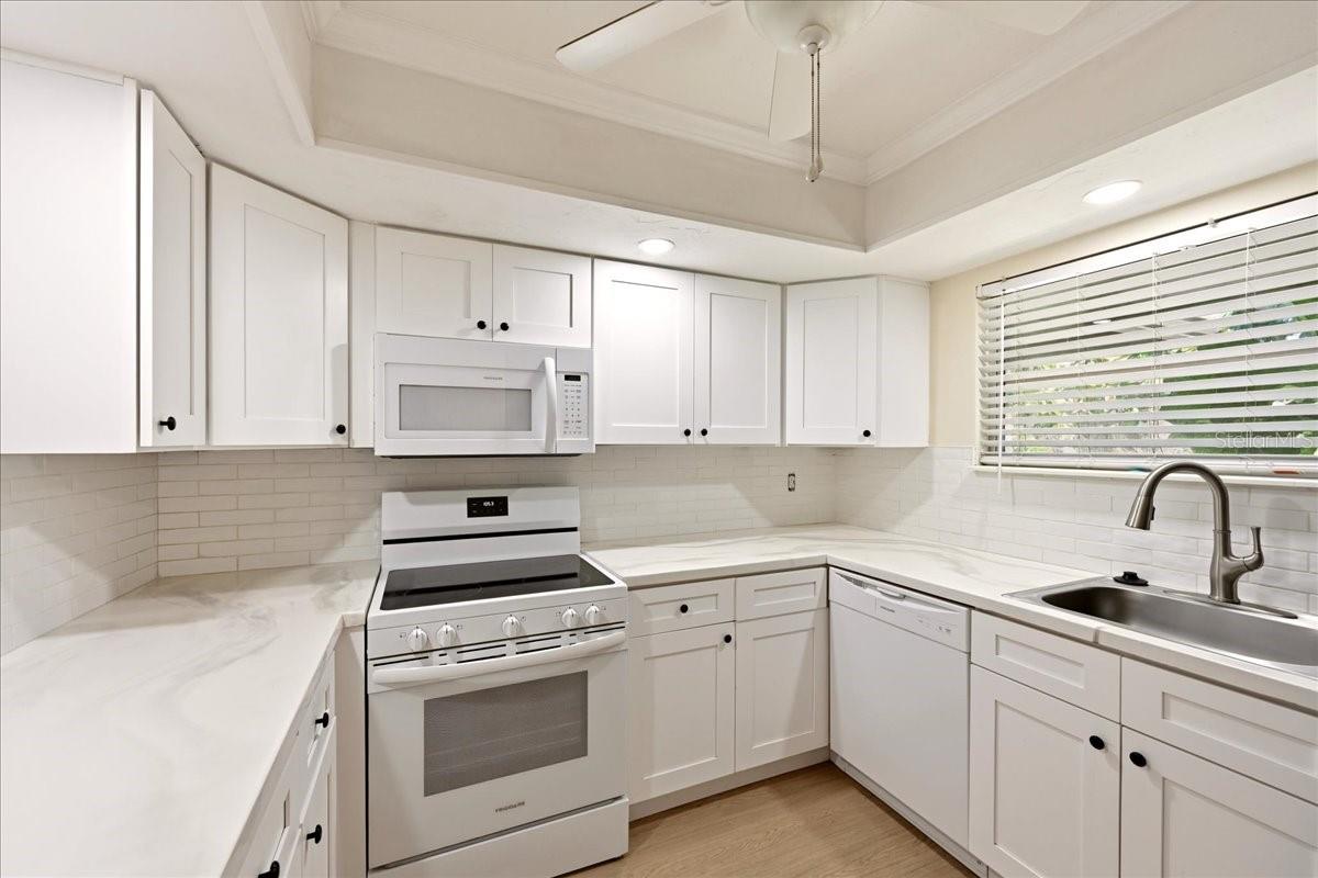 10407 WATERBIRD WAY #11 — photo 13