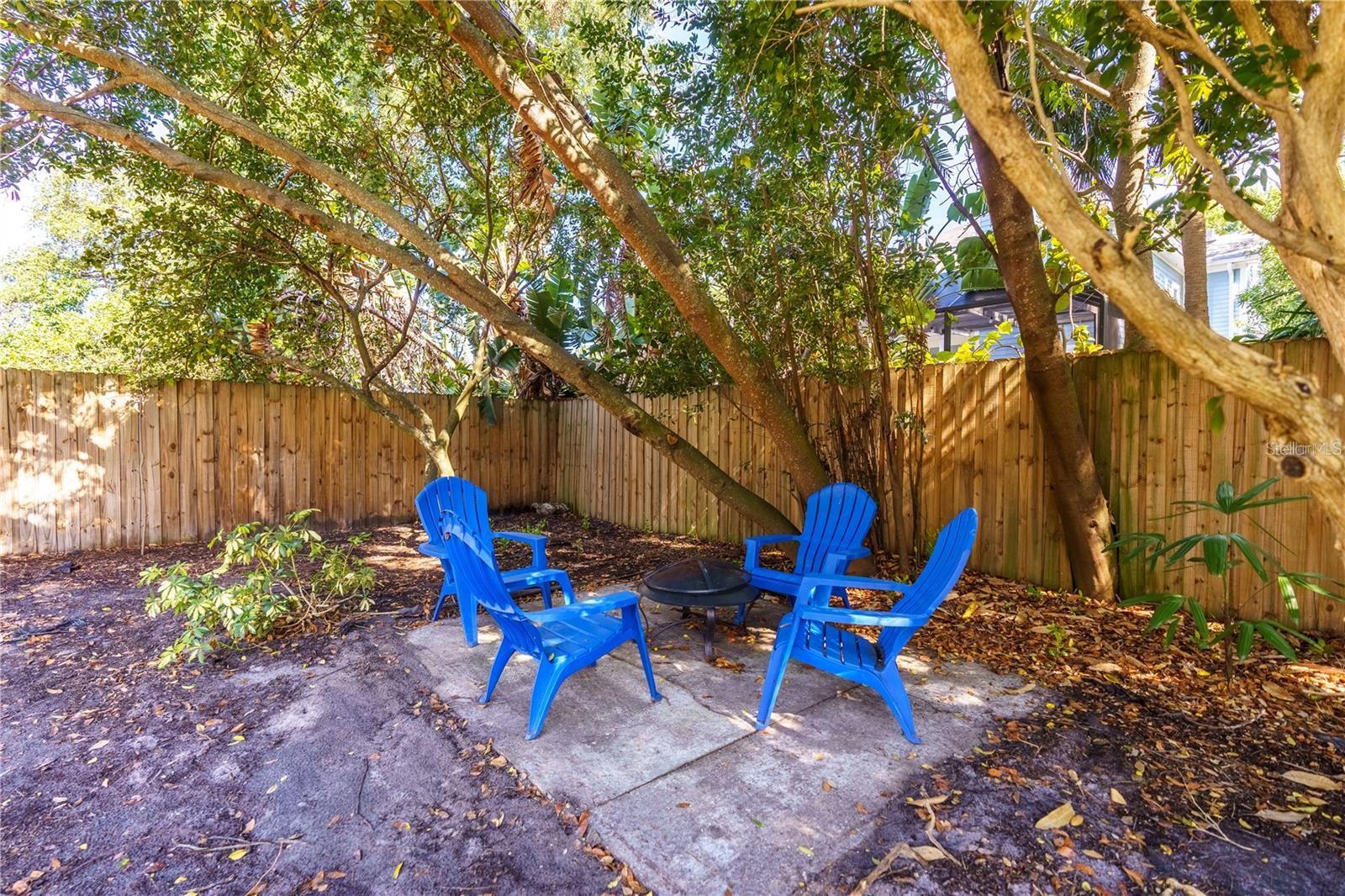 3005 W HELEN AVE — photo 30