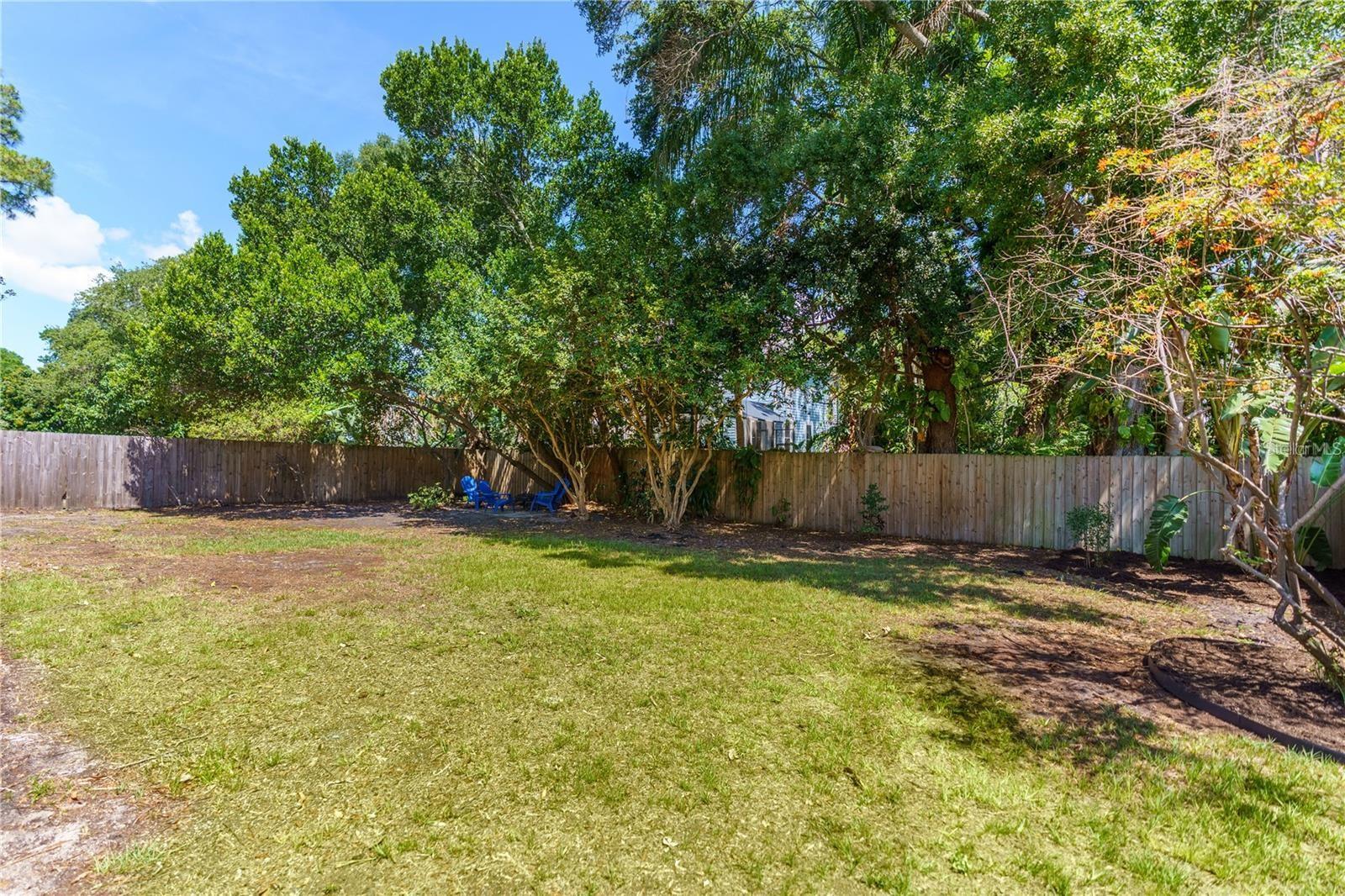 3005 W HELEN AVE — photo 32