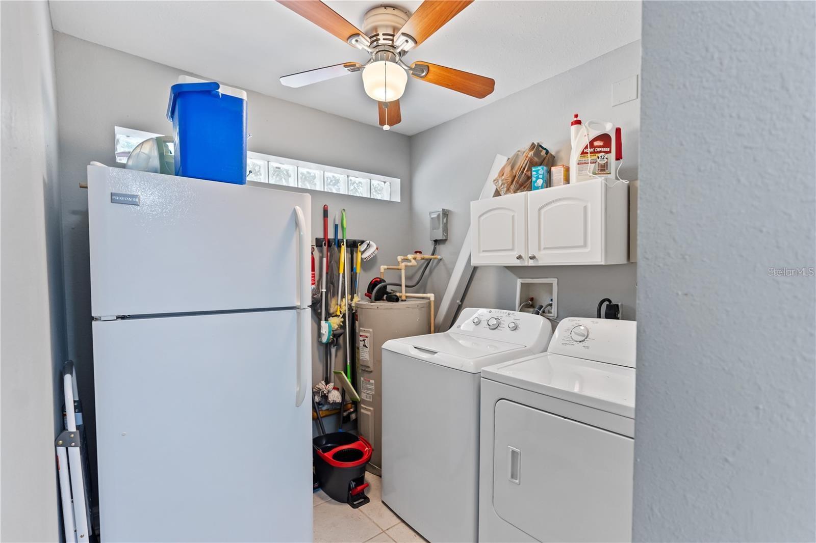 3005 W HELEN AVE — photo 29