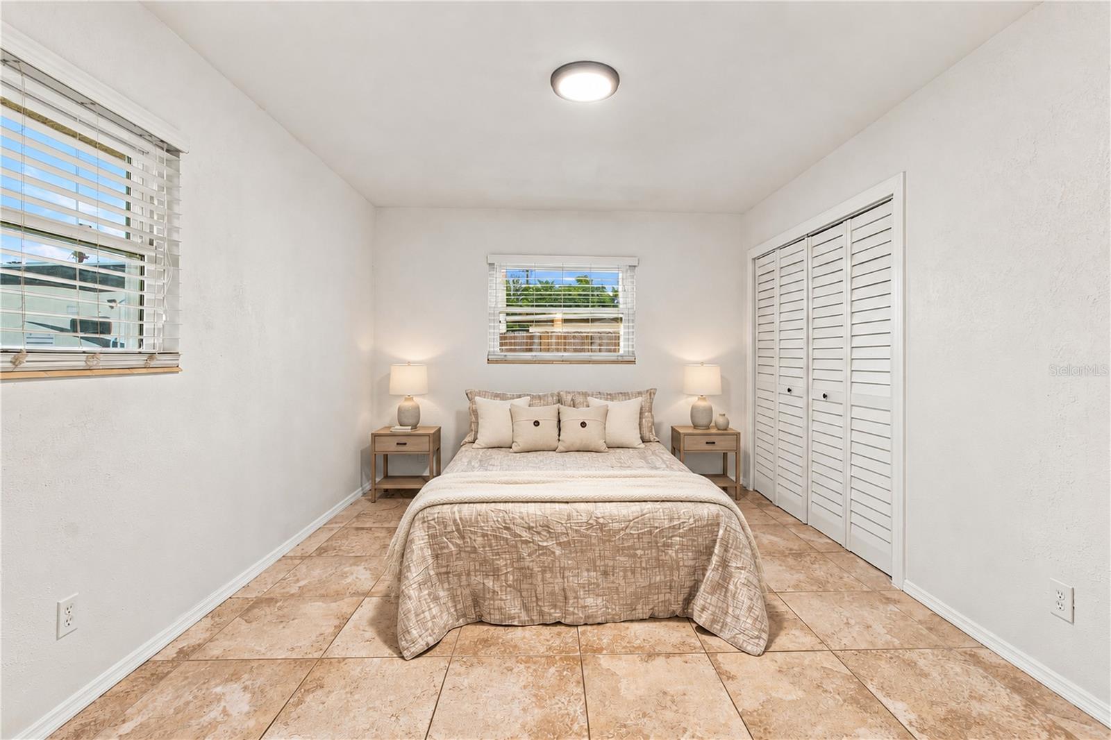 1126 CARMELLA CIR — photo 11