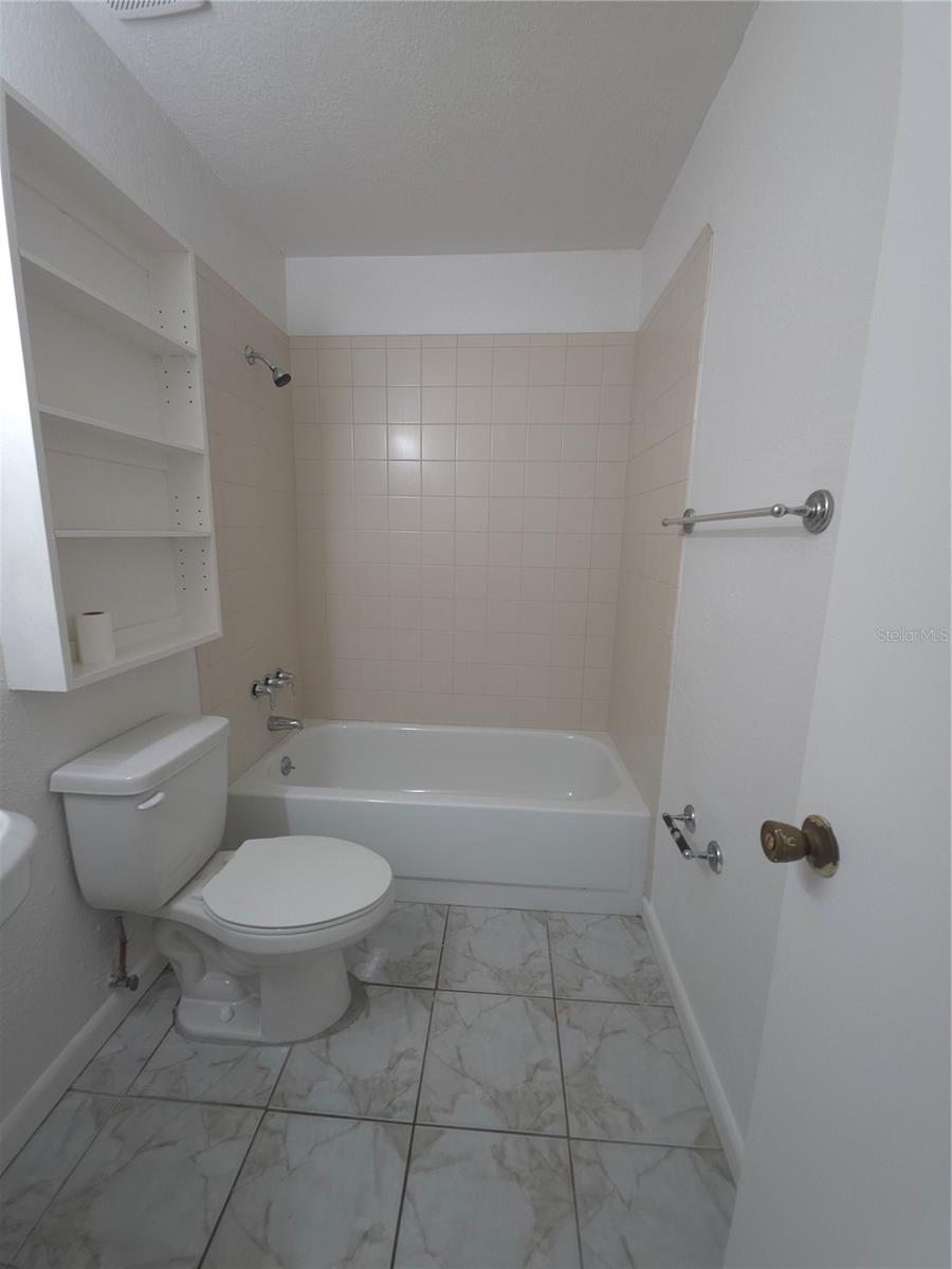 8413 BARRETT PL — photo 25