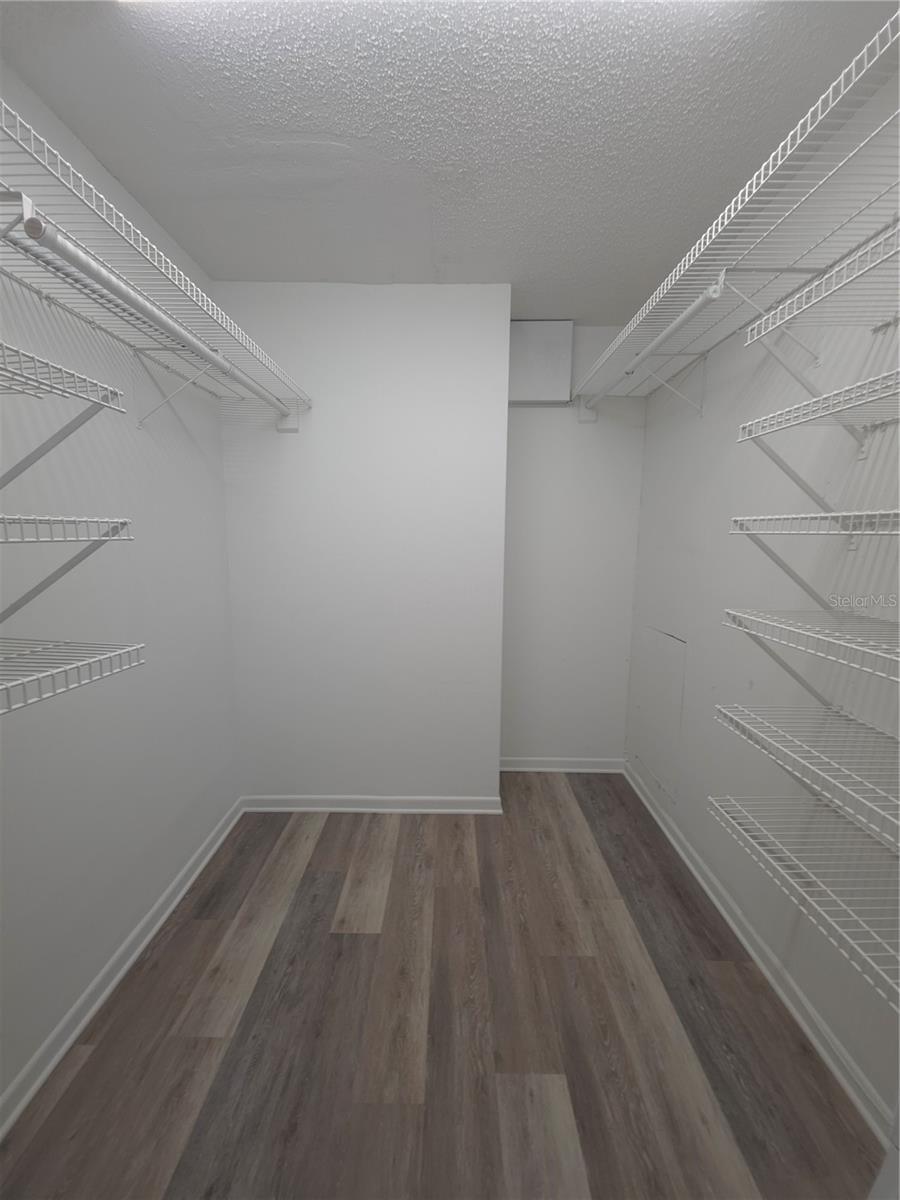 8413 BARRETT PL — photo 24