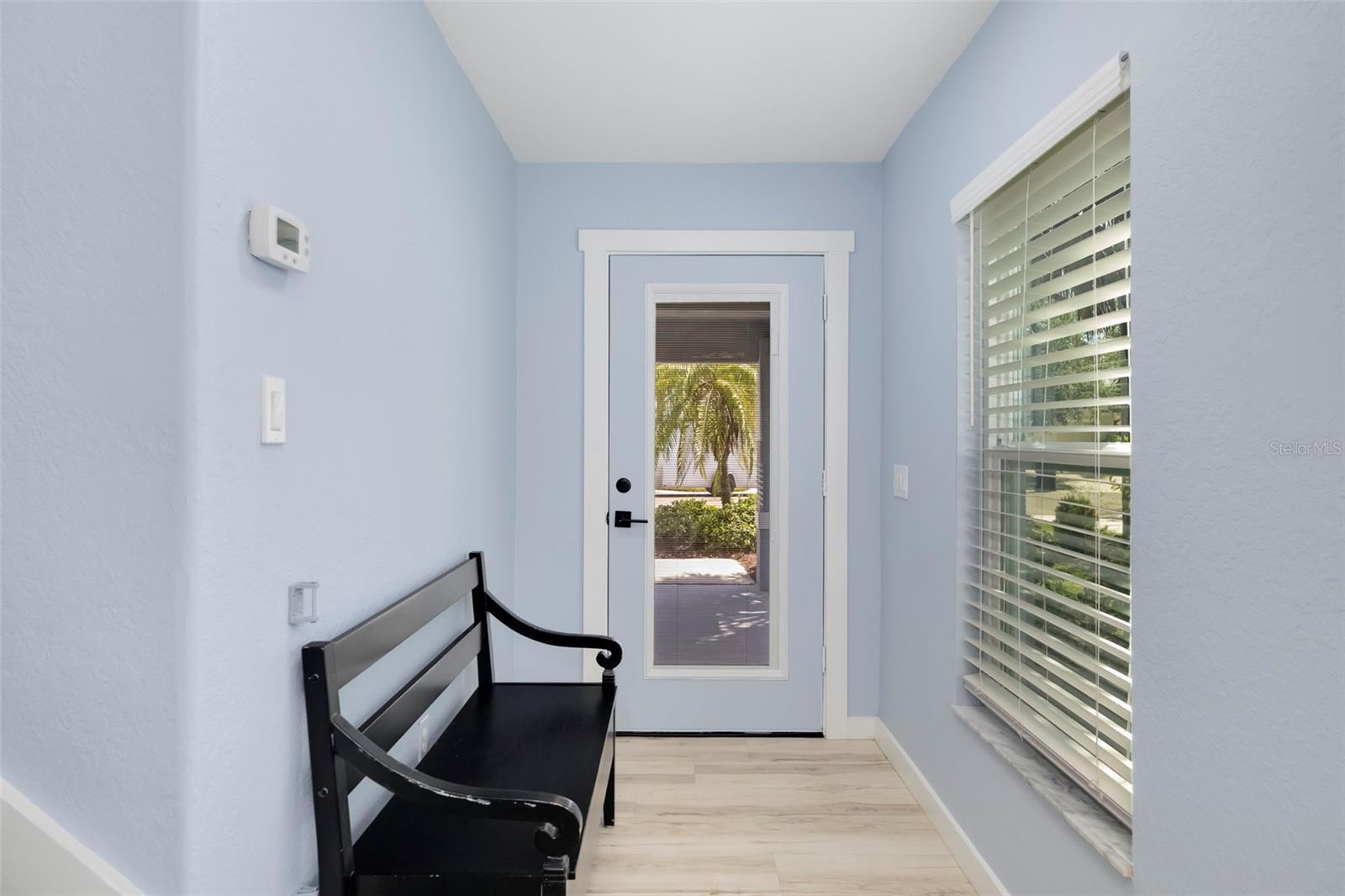 206 BEACON HARBOUR LOOP — photo 7