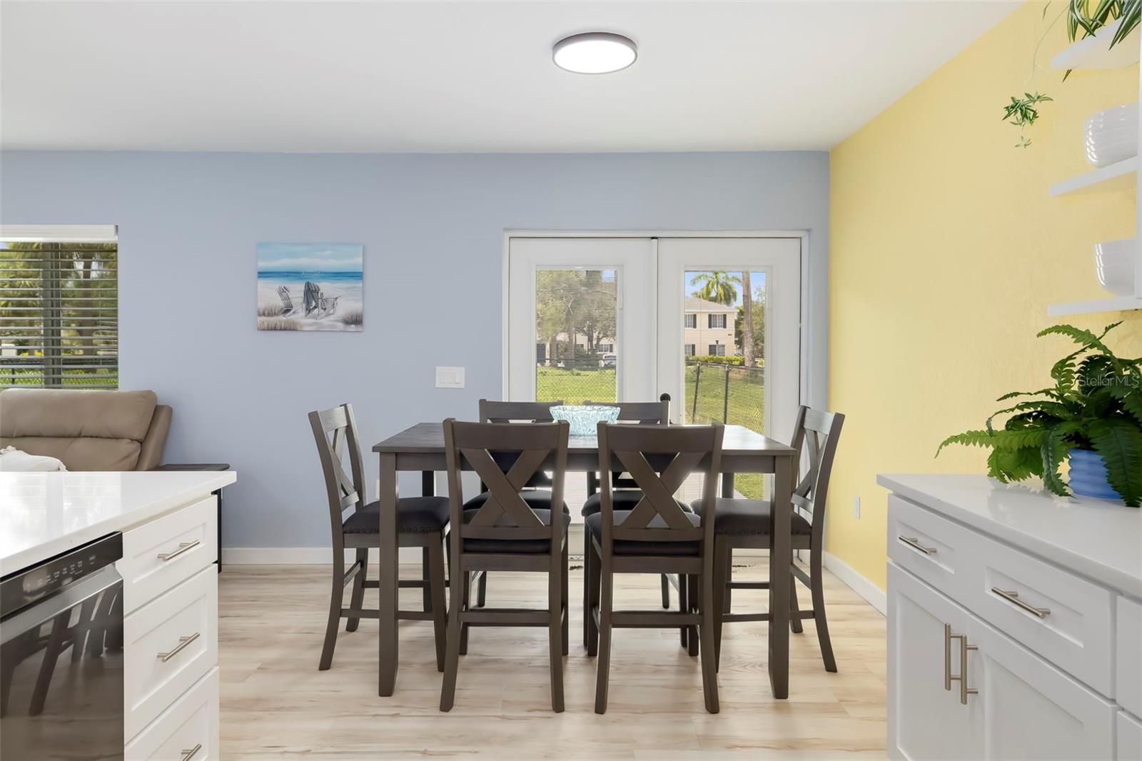 206 BEACON HARBOUR LOOP — photo 16