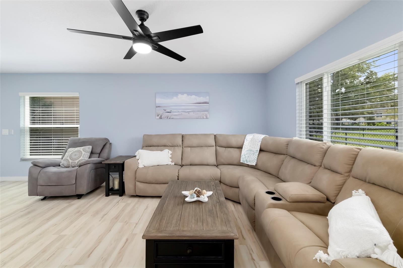 206 BEACON HARBOUR LOOP — photo 11