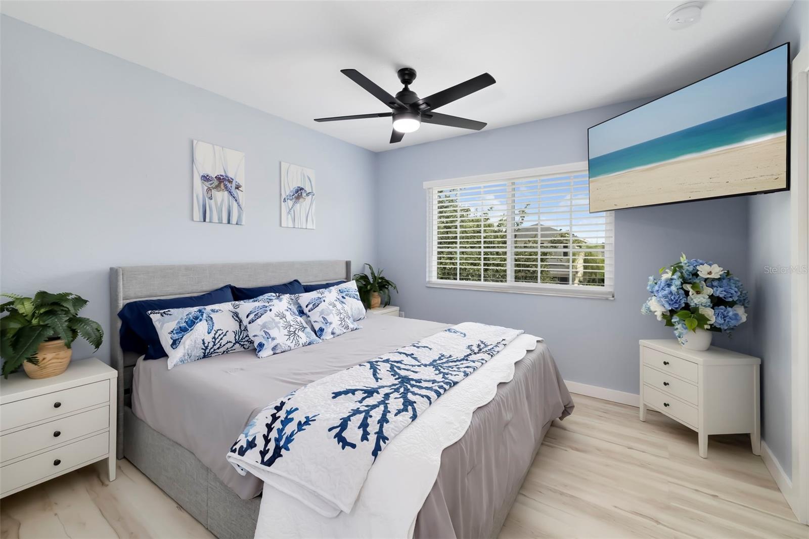 206 BEACON HARBOUR LOOP — photo 32