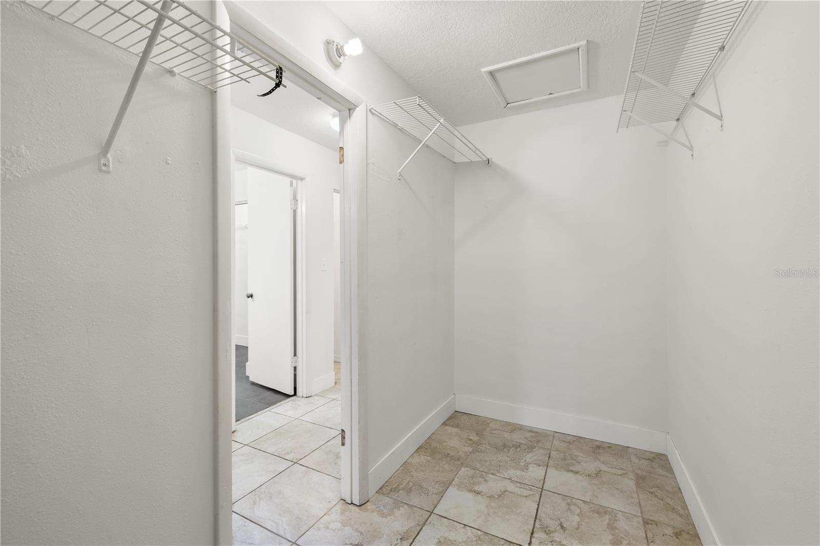 4803 EHRLICH RD #B — photo 37