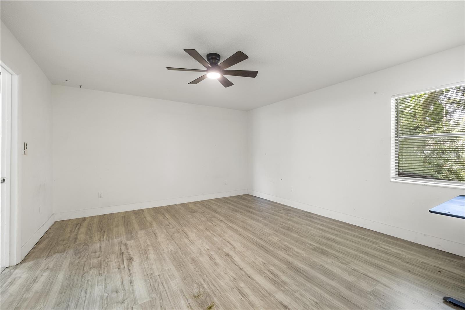4803 EHRLICH RD #B — photo 40