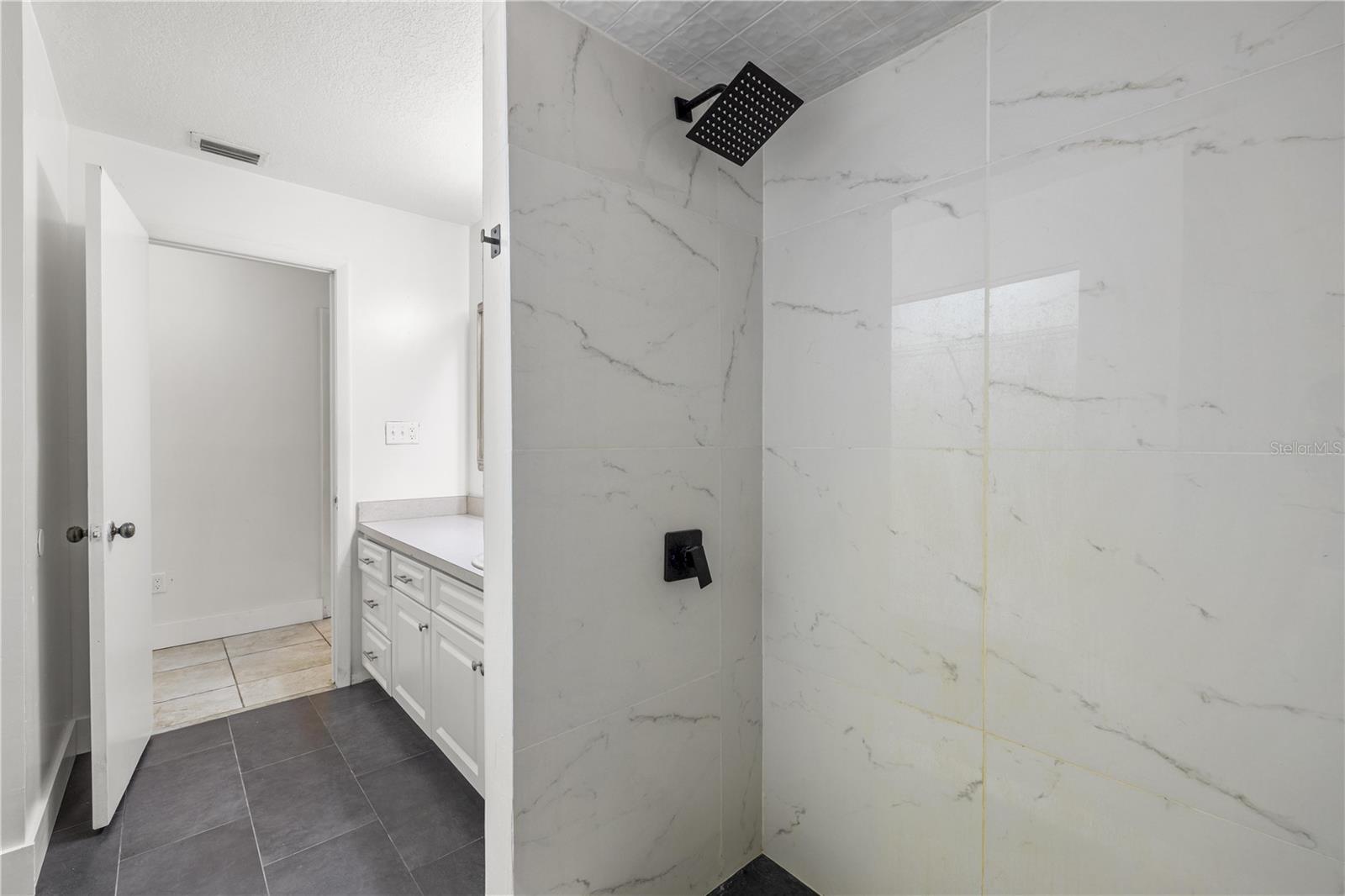 4803 EHRLICH RD #B — photo 32