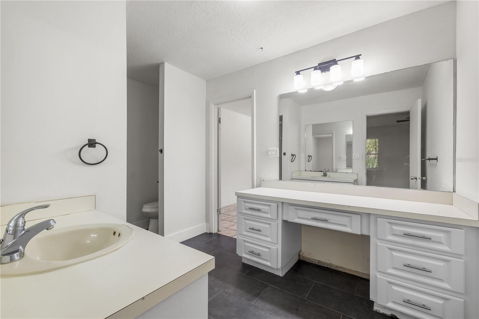 4803 EHRLICH RD #B — photo 46