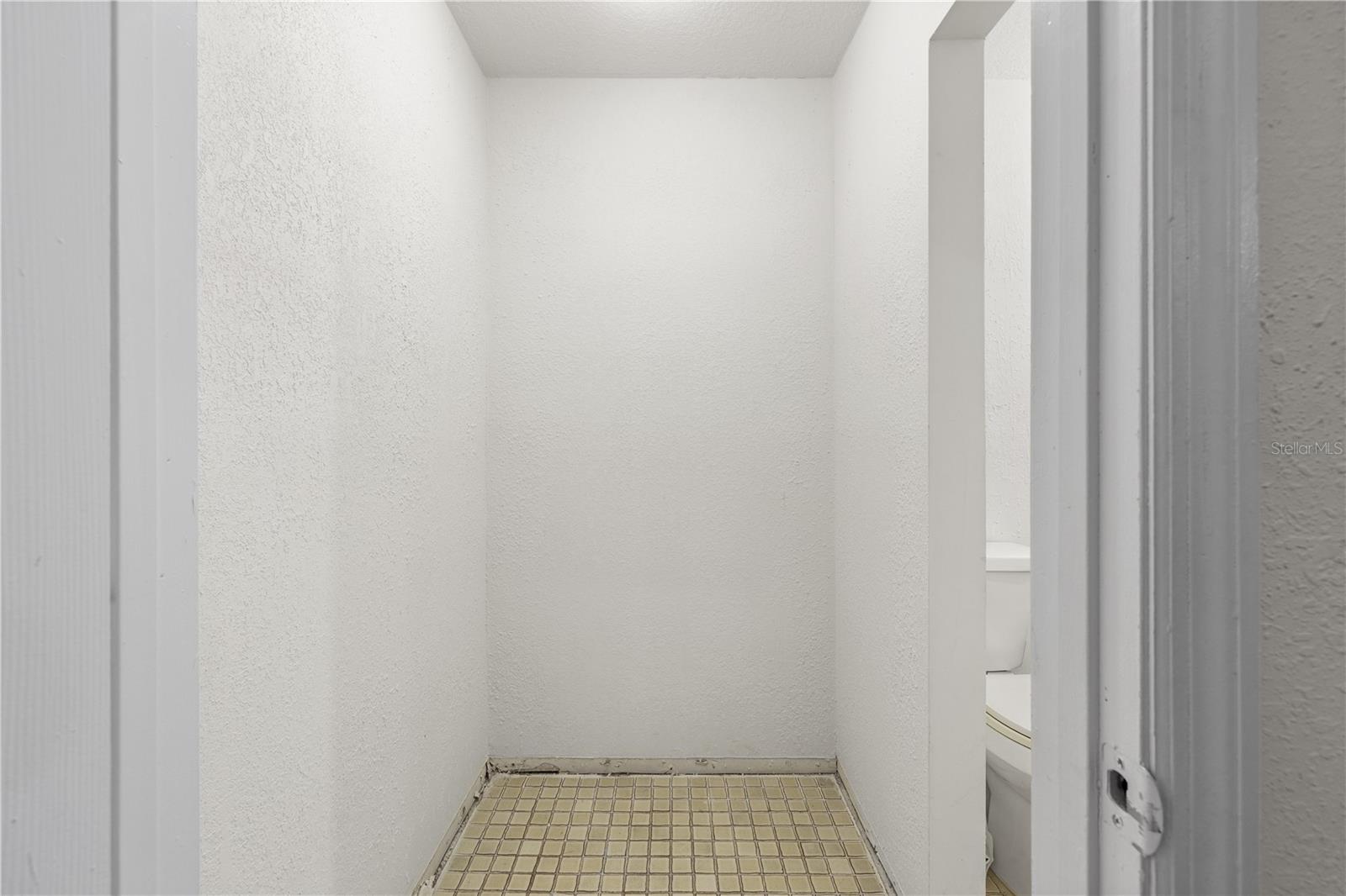 4803 EHRLICH RD #B — photo 34