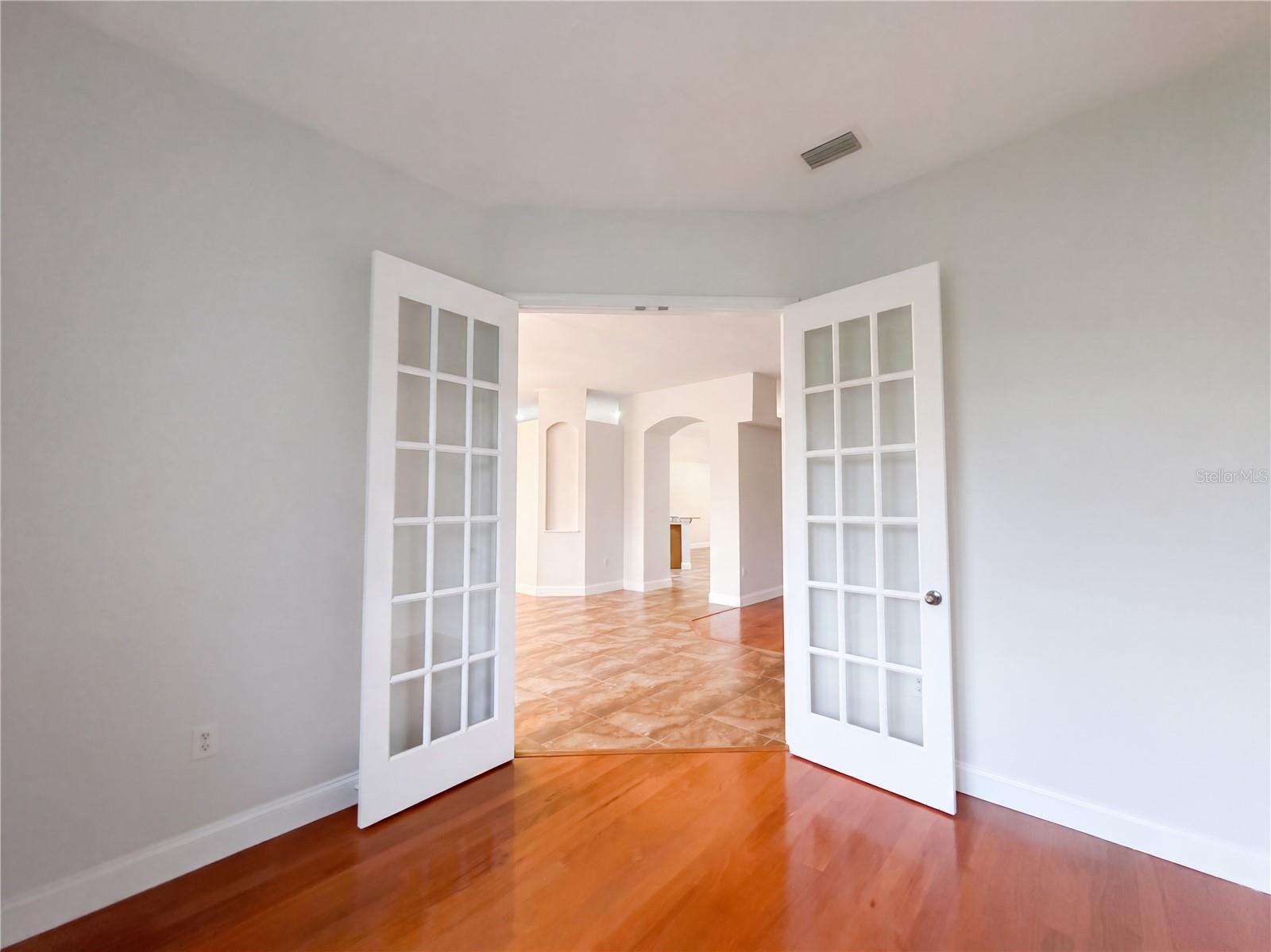 14275 CREEK RUN DR — photo 14