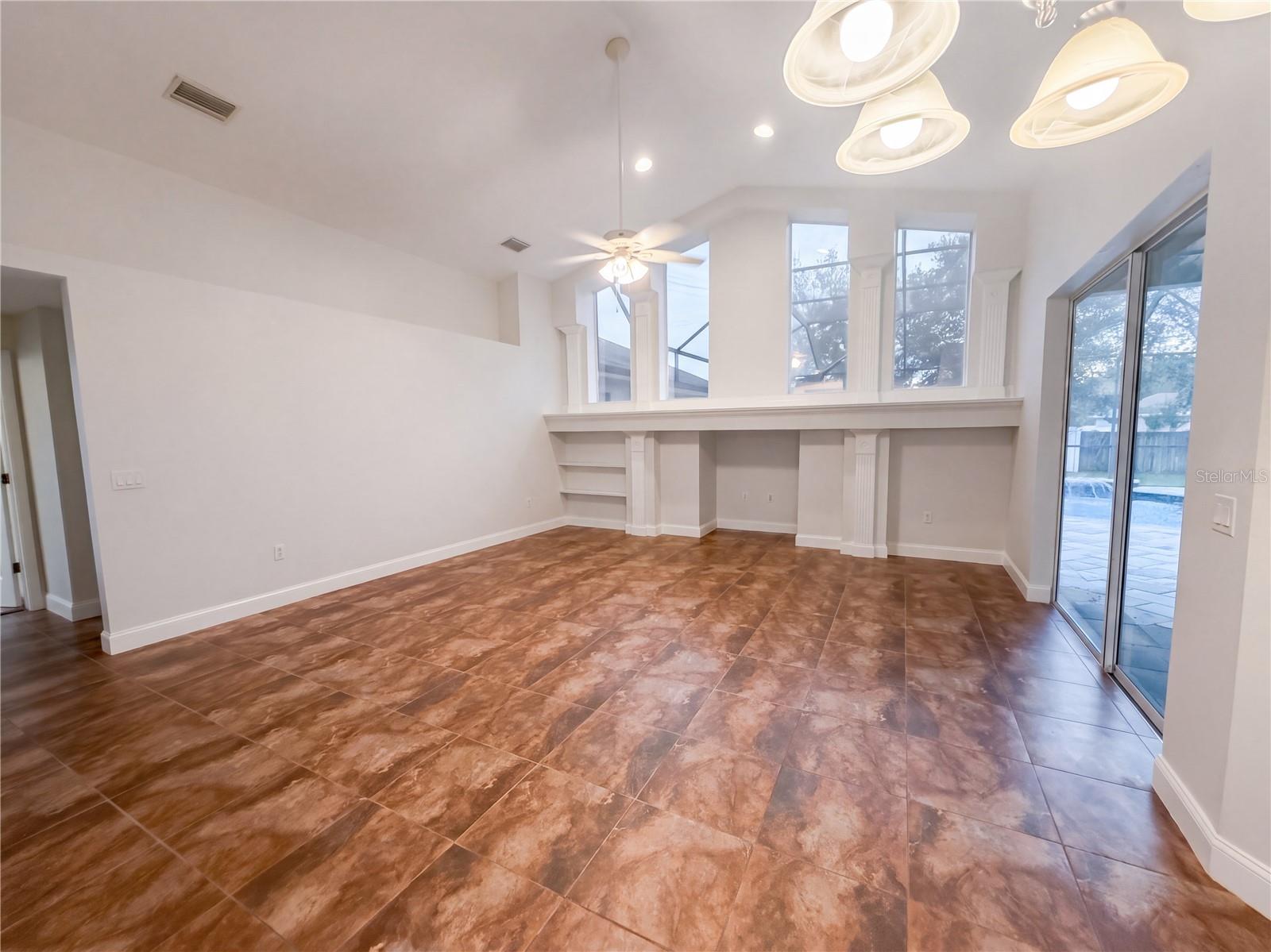 14275 CREEK RUN DR — photo 2