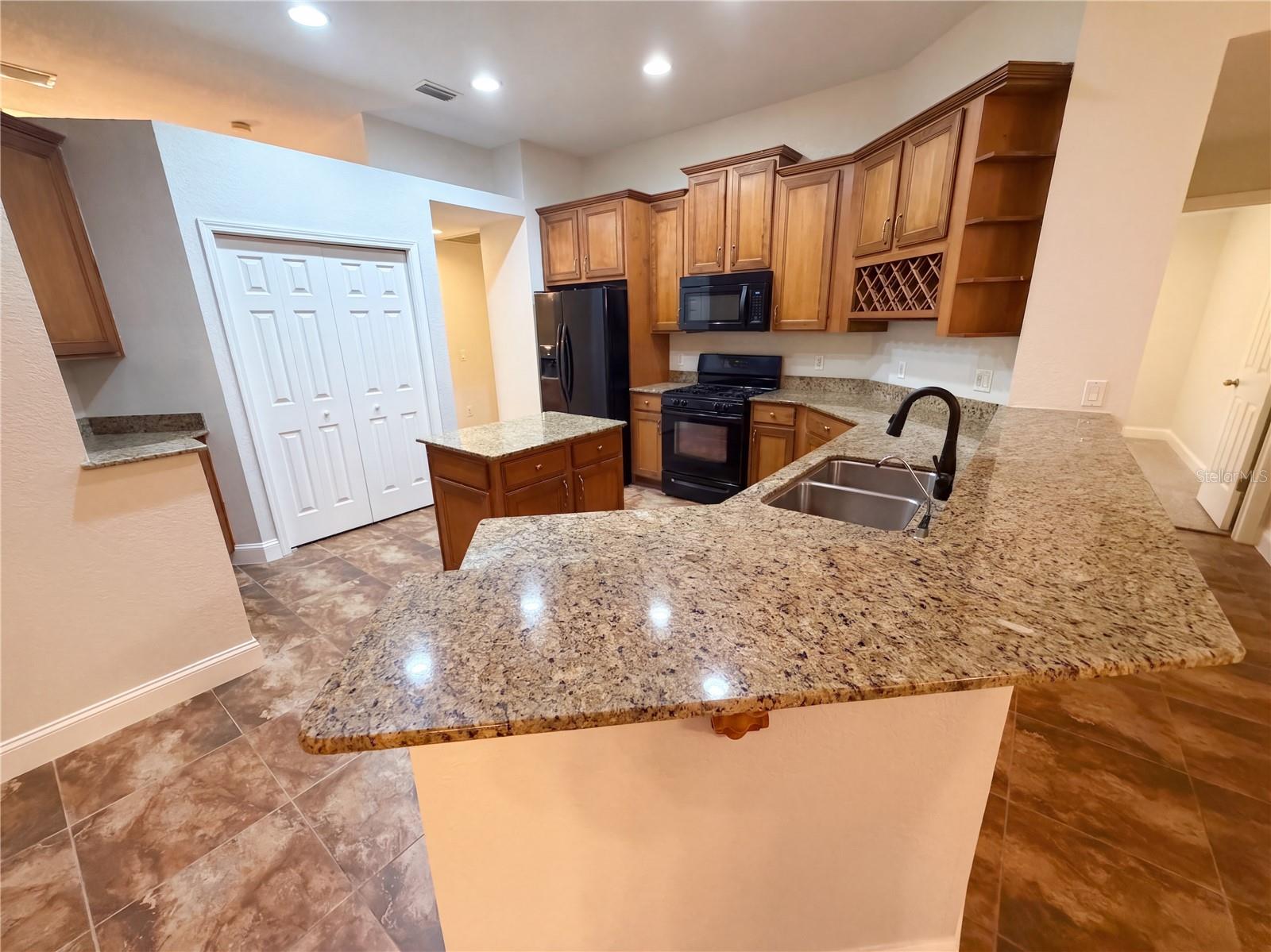 14275 CREEK RUN DR — photo 9