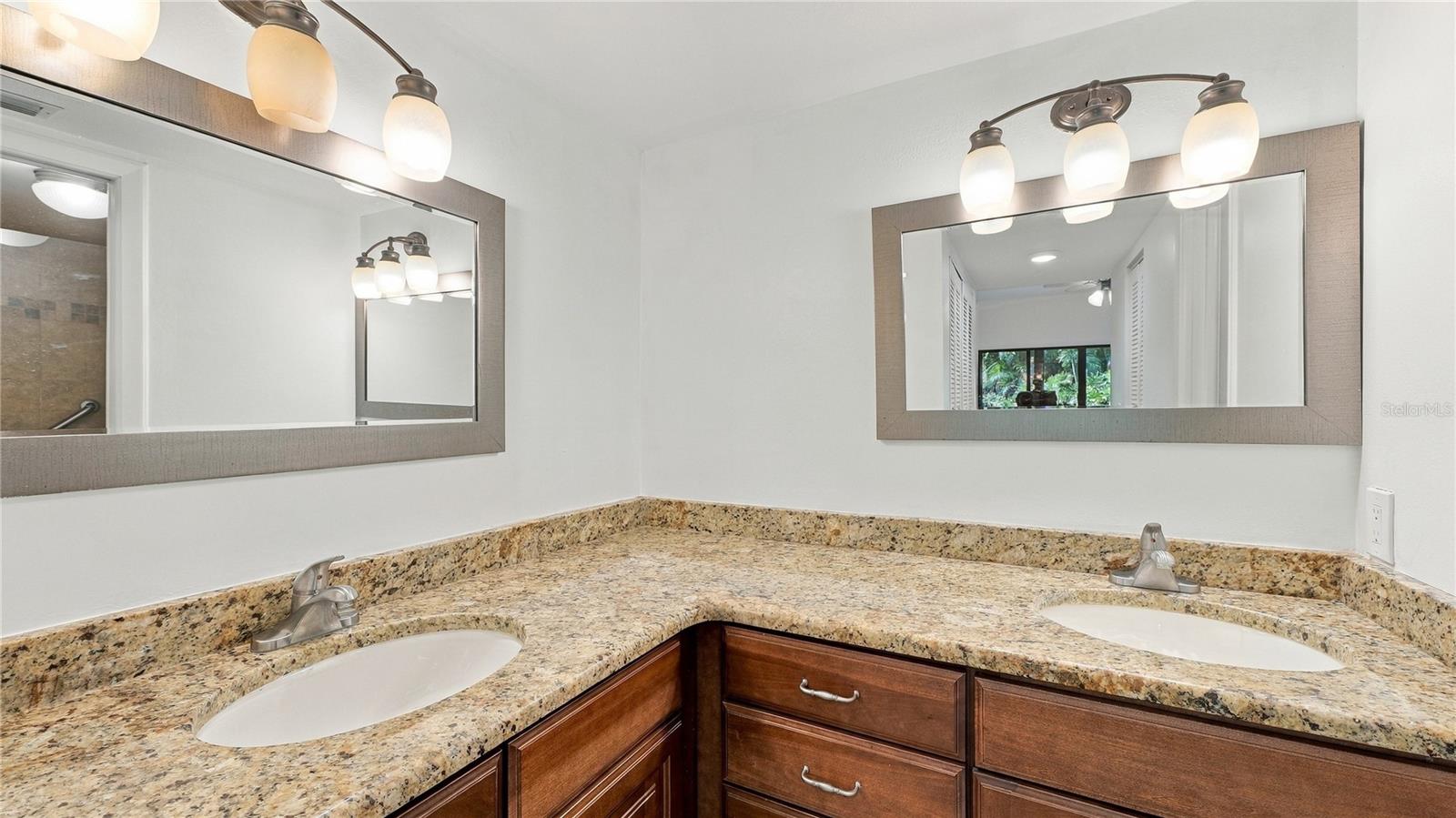4802 KESTRAL PARK CIR #22 — photo 16