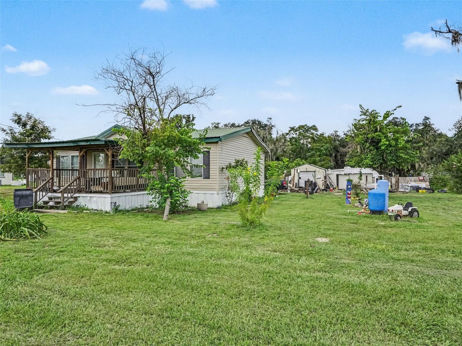 11121 LITHIA PINECREST RD — photo 12