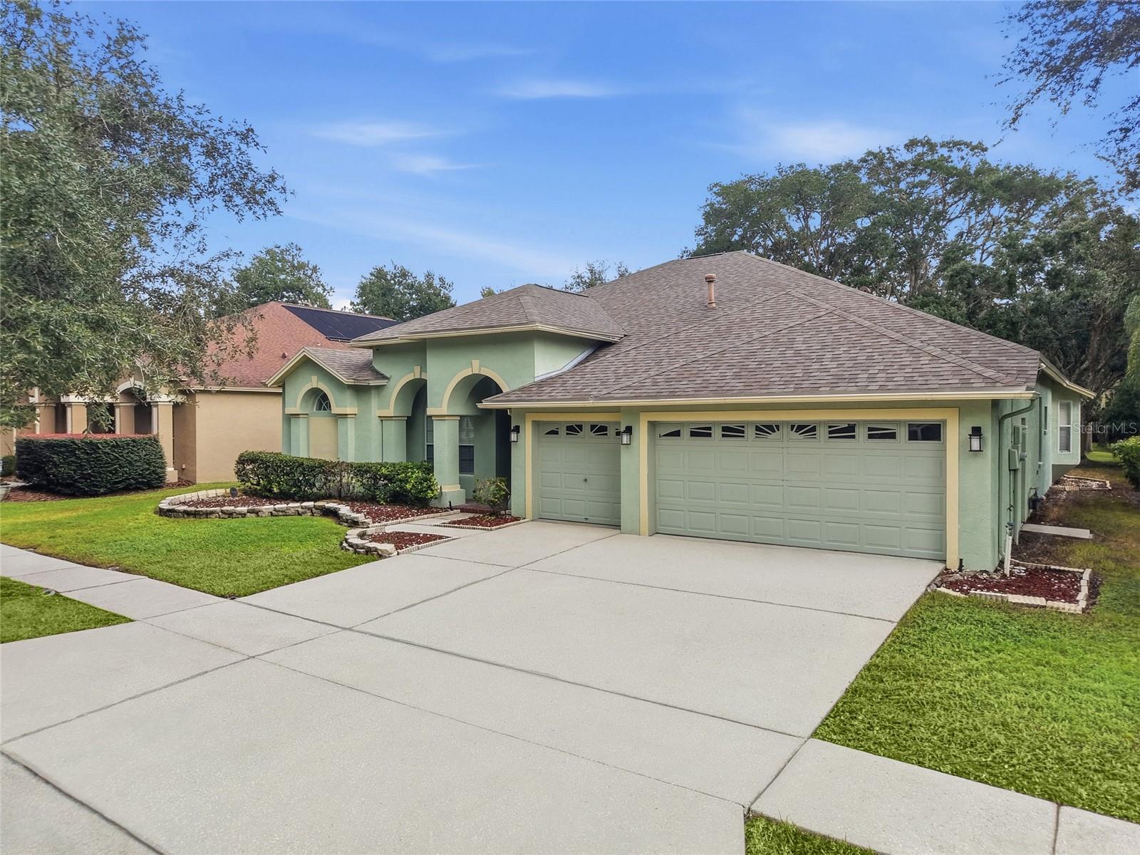8357 GOLDEN PRAIRIE DR — photo 3