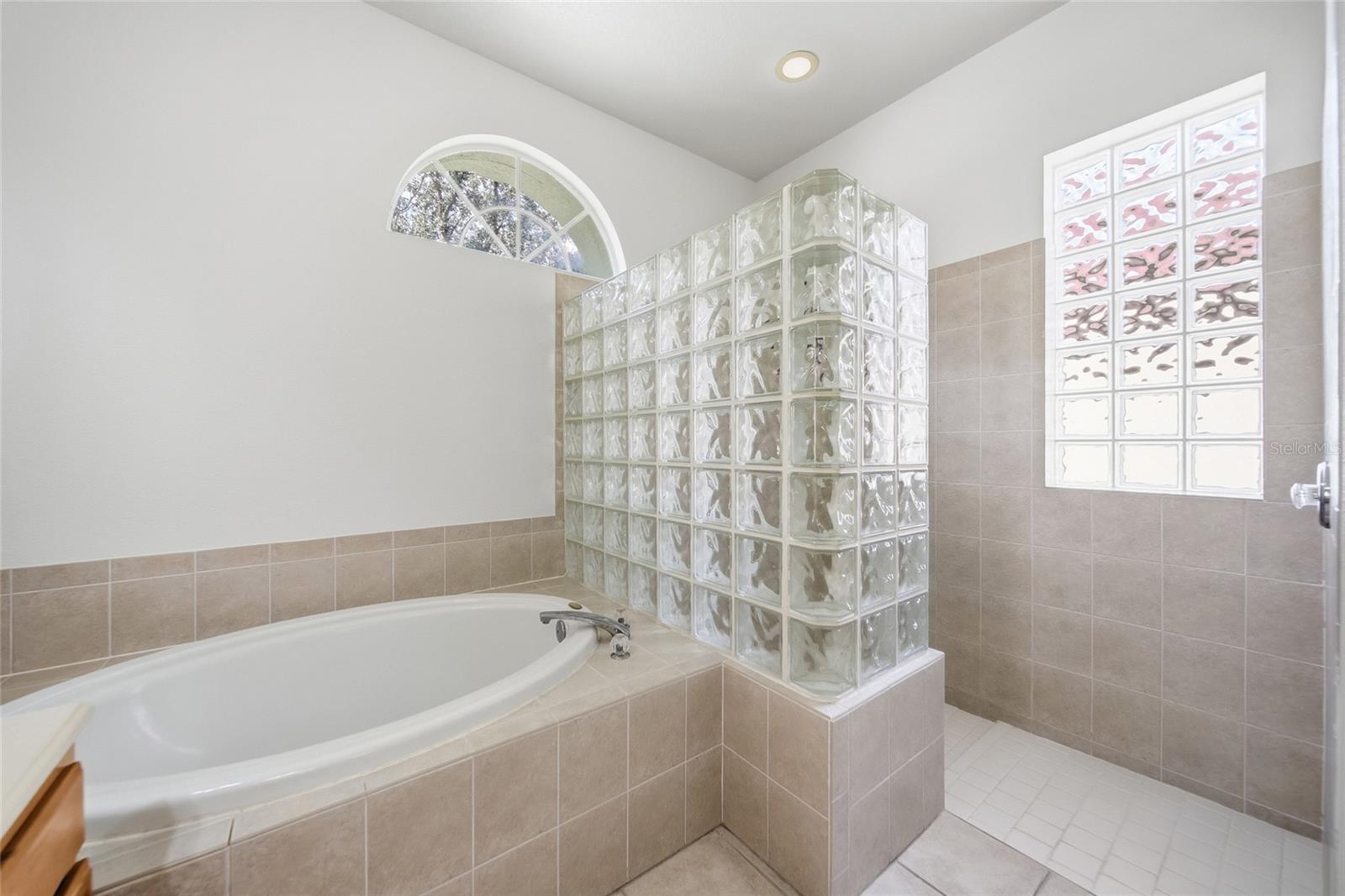 8357 GOLDEN PRAIRIE DR — photo 28