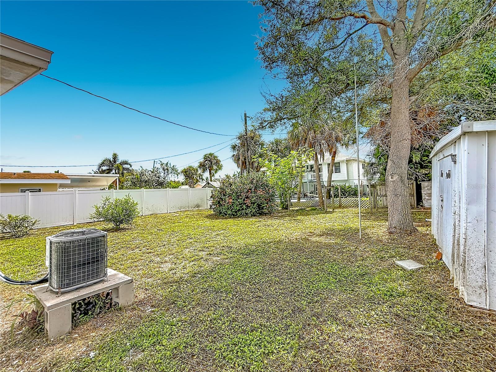 355 39TH AVE — photo 36