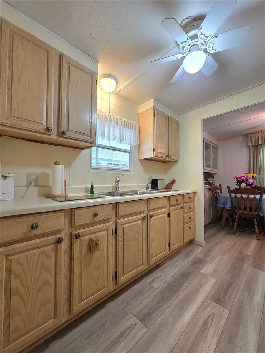 37015 KAREN AVE — photo 9