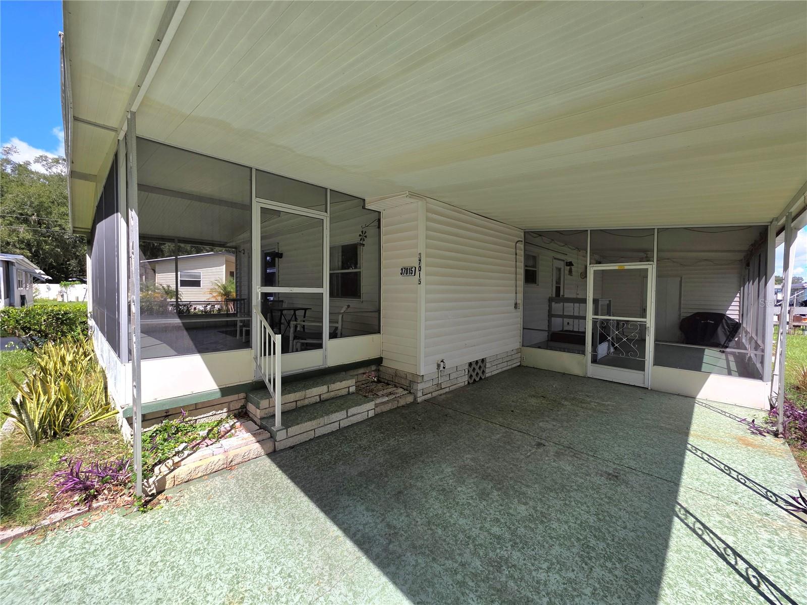37015 KAREN AVE — photo 2