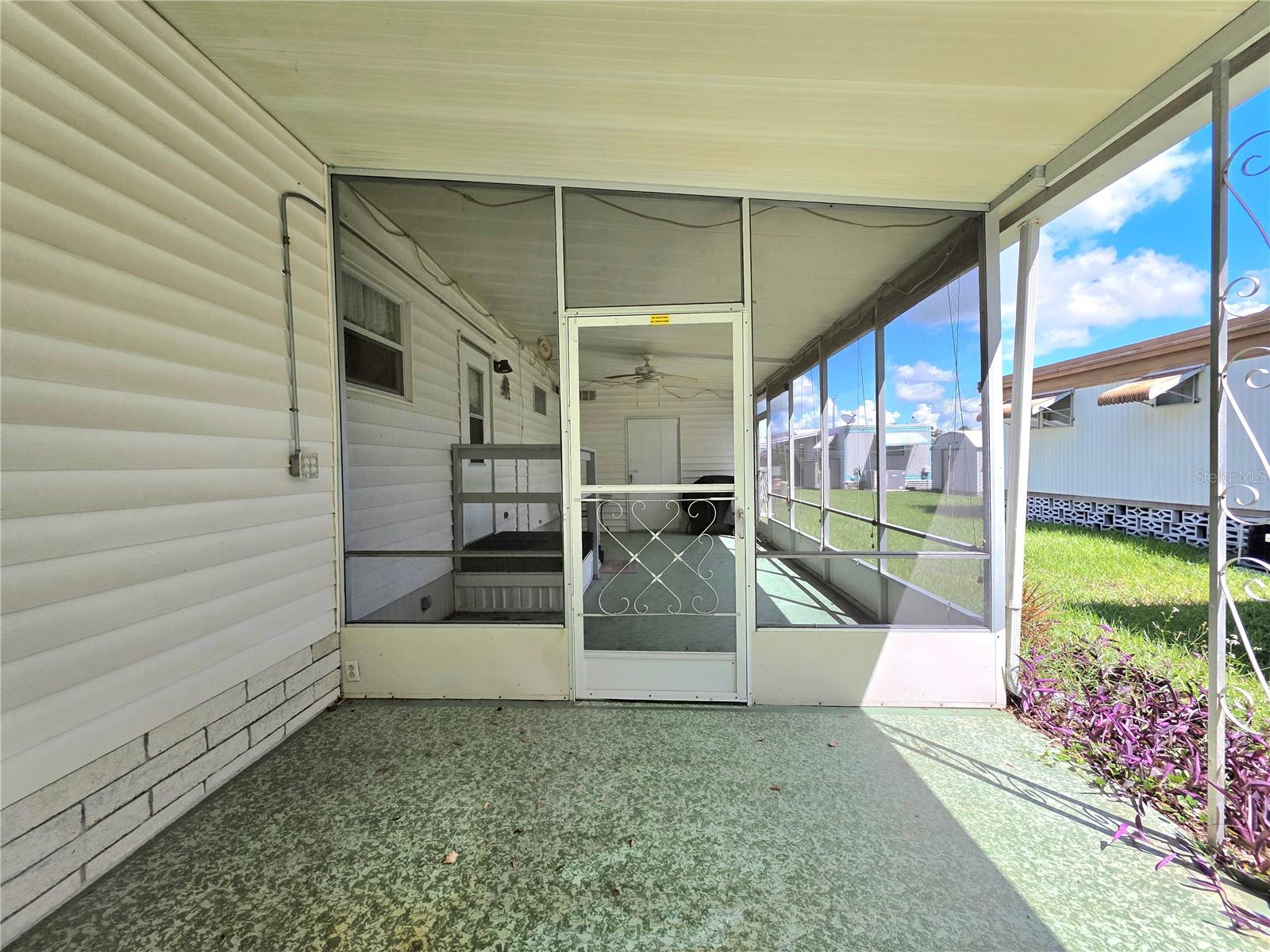 37015 KAREN AVE — photo 3
