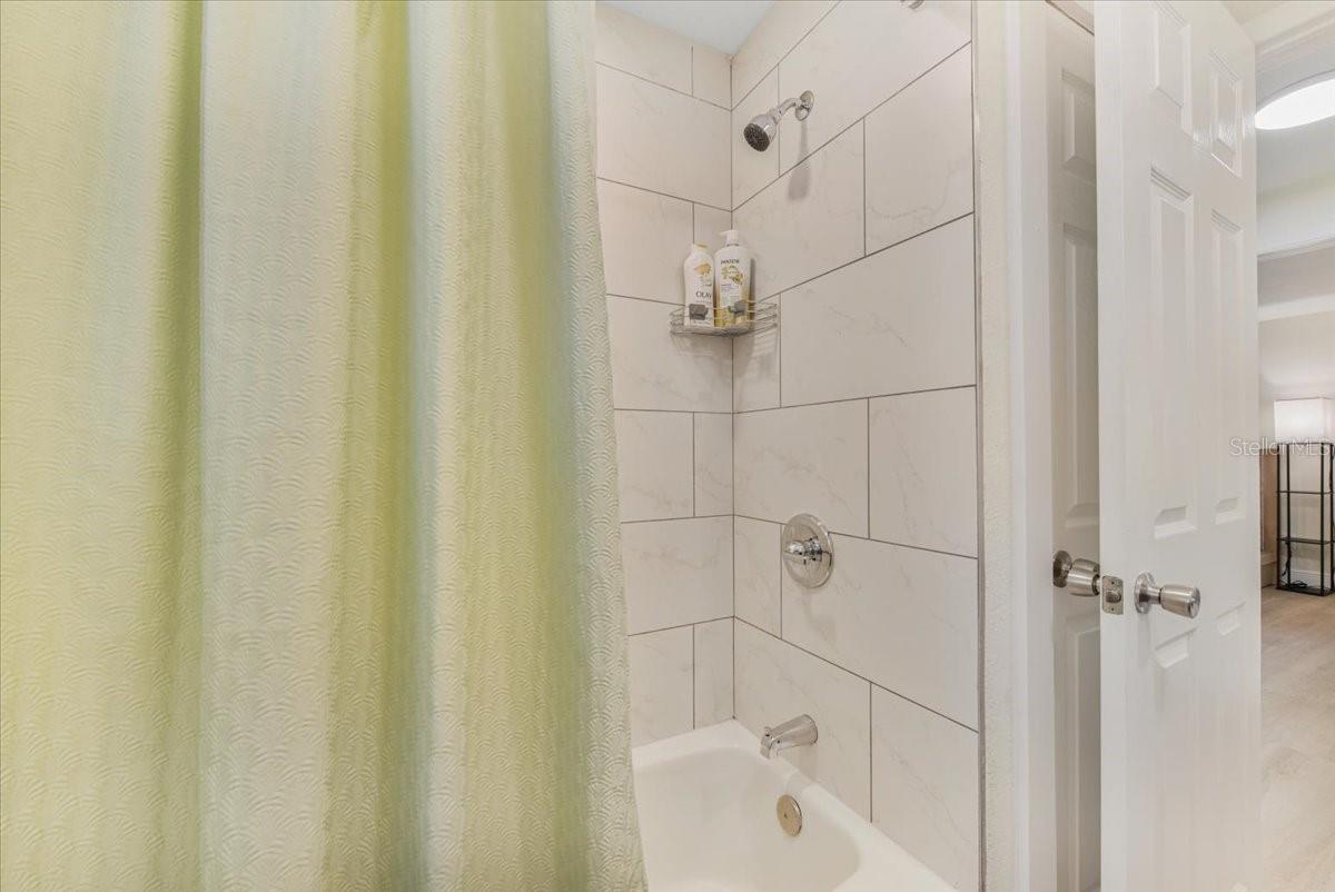 1114 LA SALLE ST — photo 19