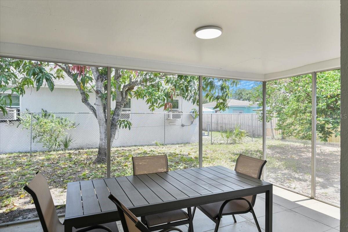 1114 LA SALLE ST — photo 30