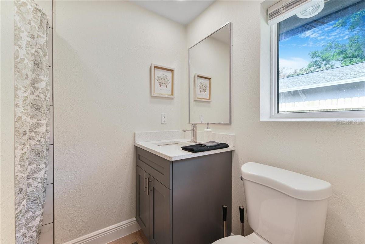 1114 LA SALLE ST — photo 39