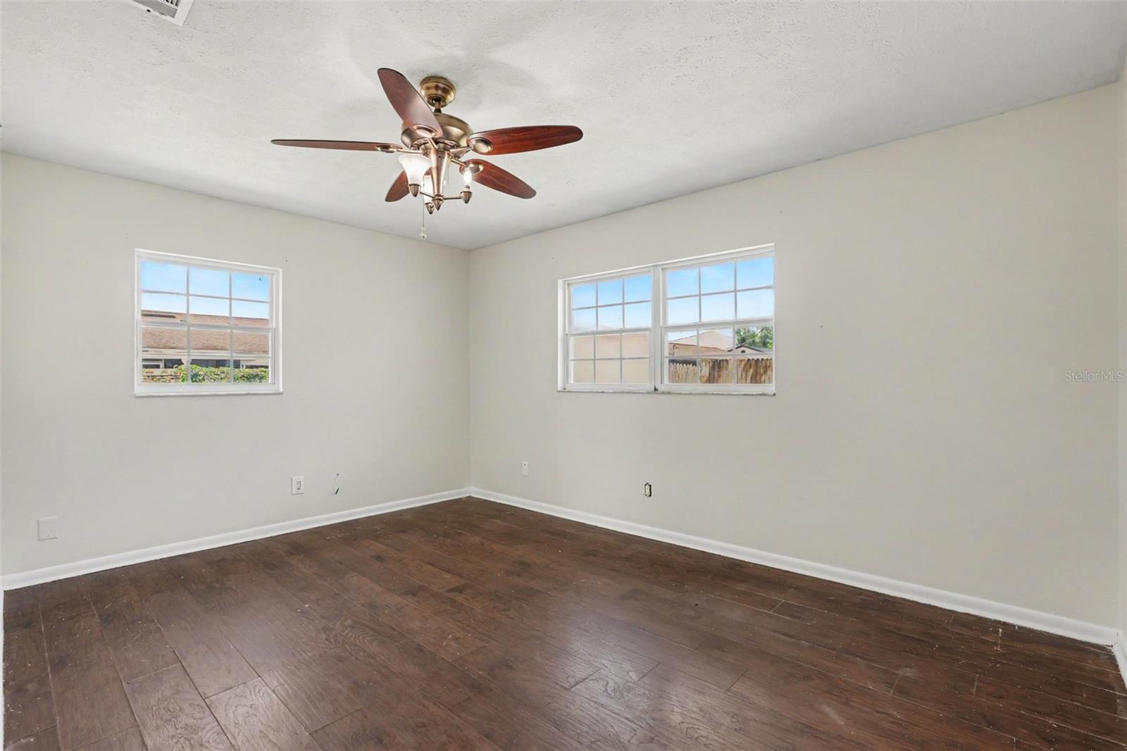 2265 VILLAGE CT — photo 10