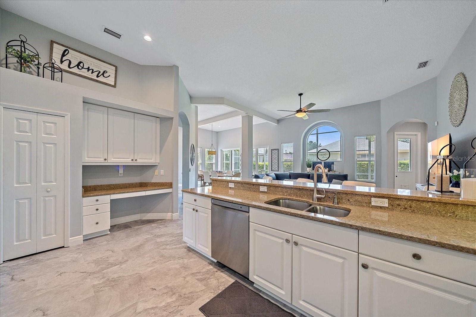 8015 SPRING MARSH DR — photo 30