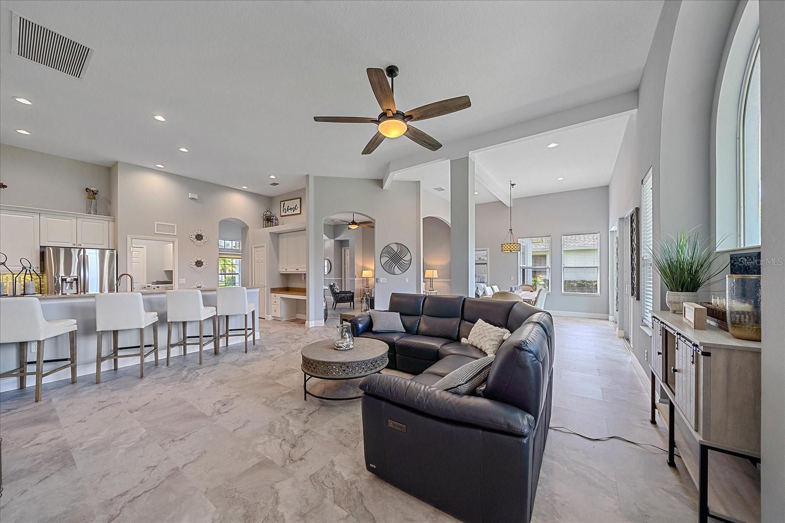 8015 SPRING MARSH DR — photo 33