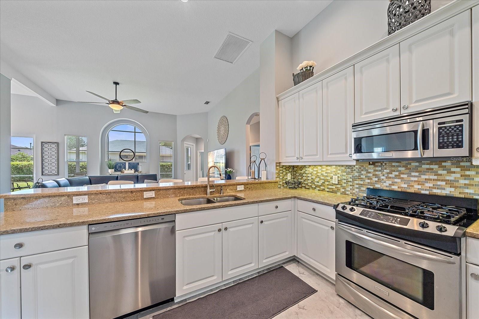 8015 SPRING MARSH DR — photo 29