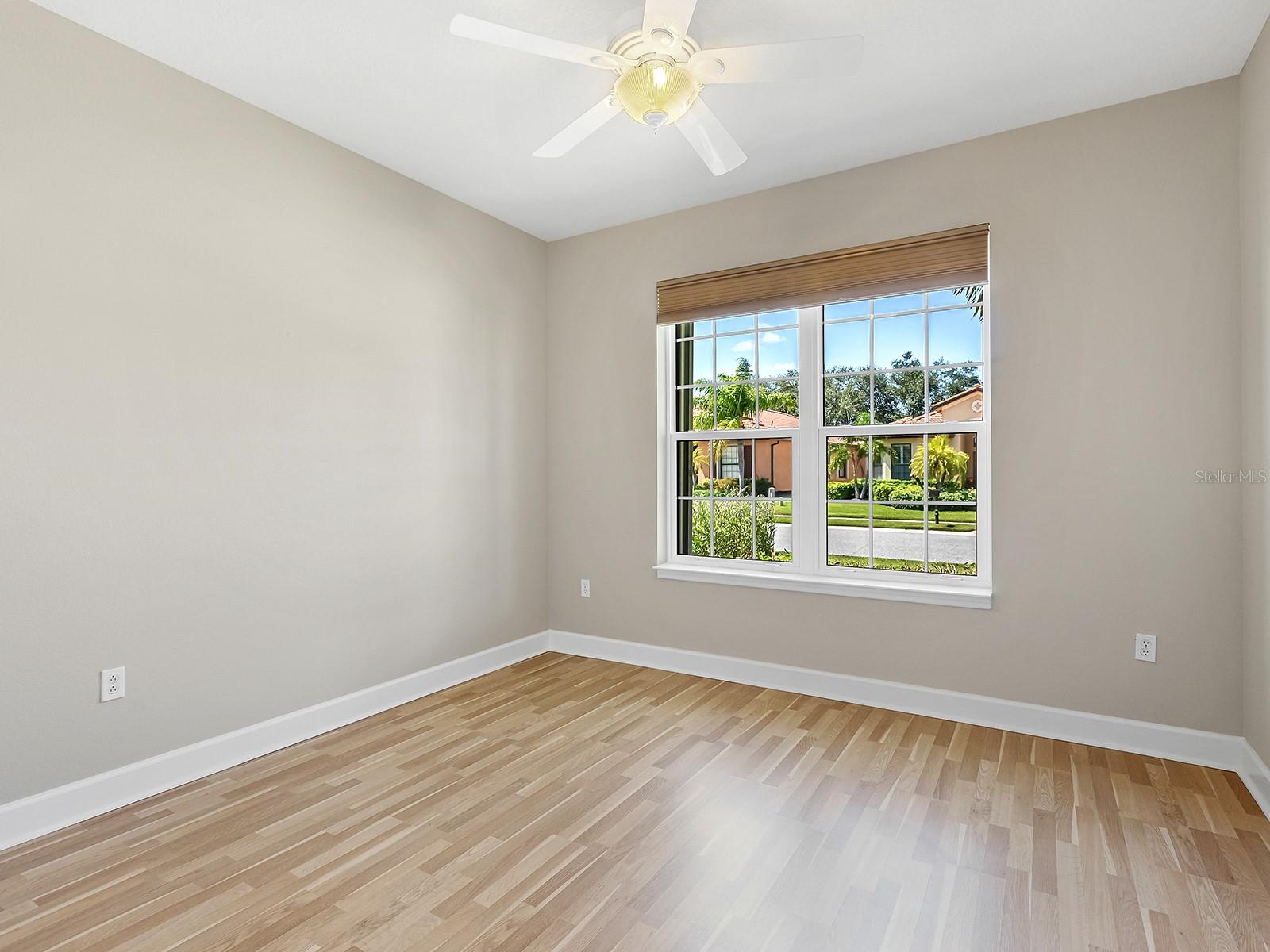 20580 PEZZANA DR — photo 23