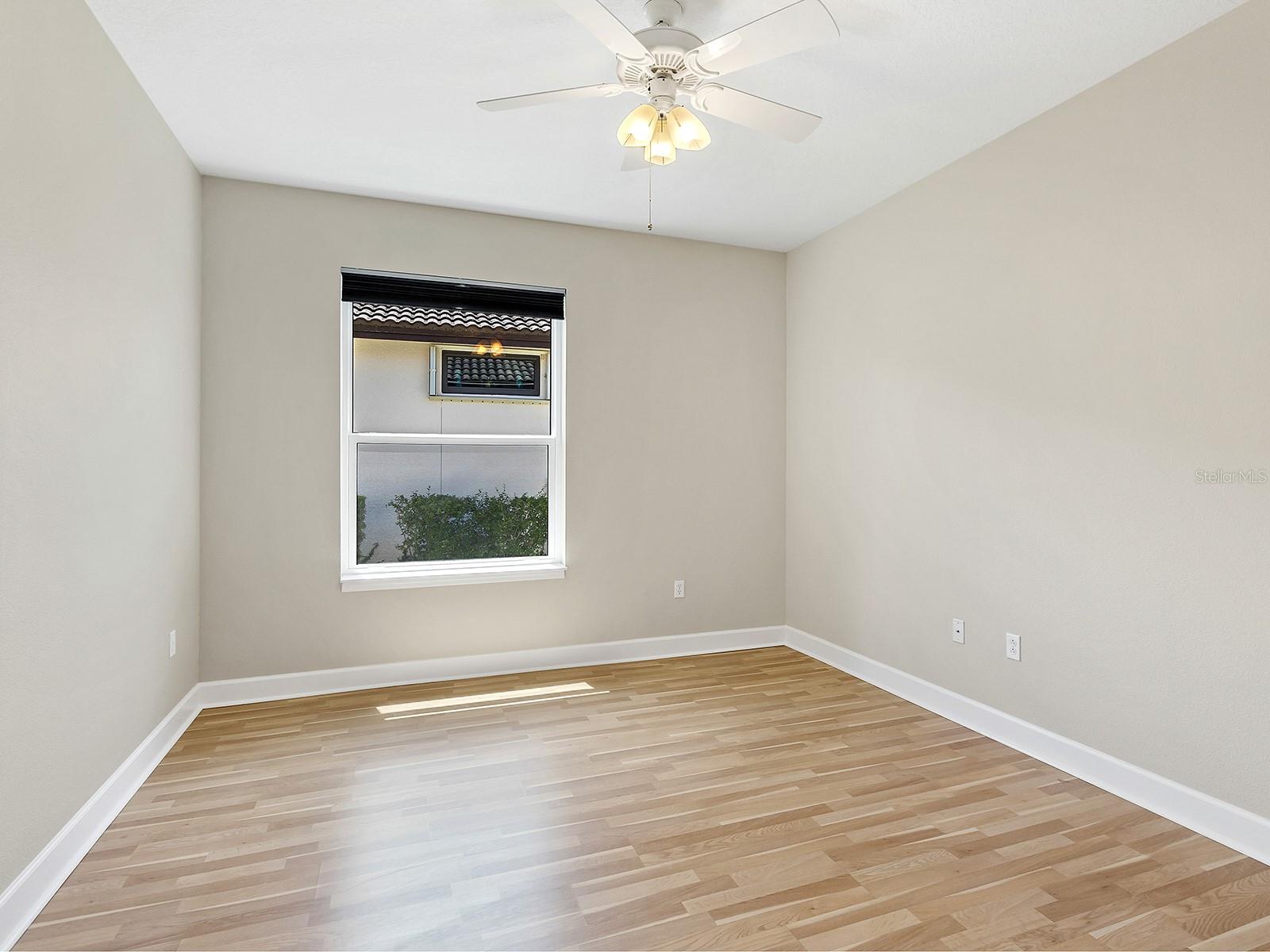 20580 PEZZANA DR — photo 17