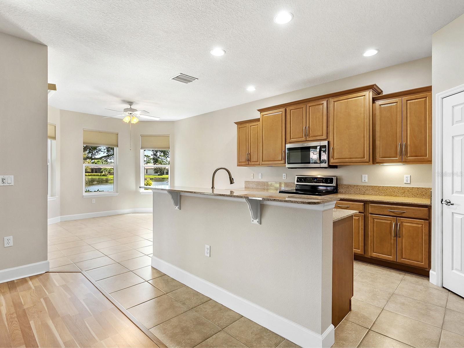 20580 PEZZANA DR — photo 8